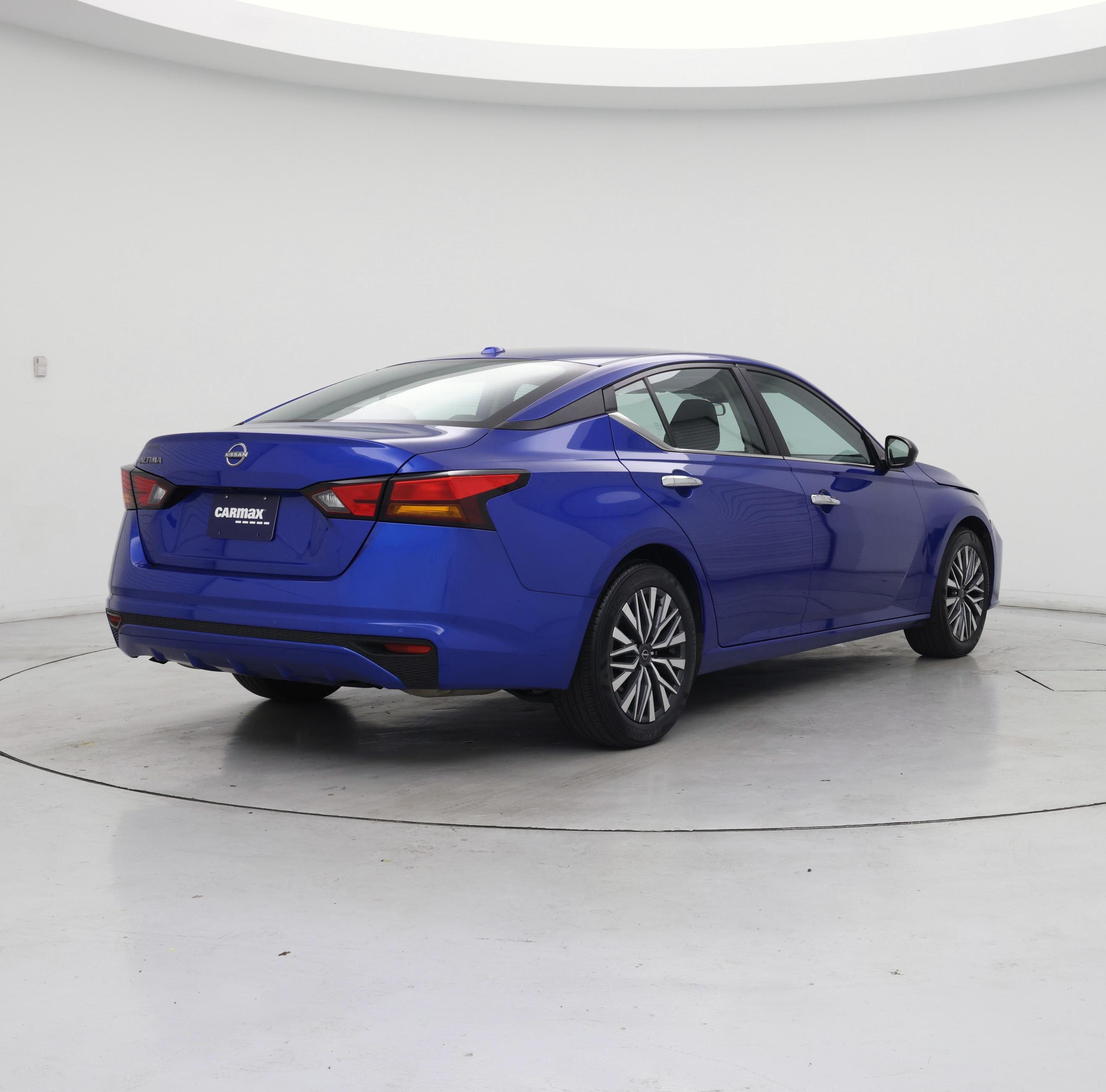 Thumbnail: 2025 Nissan Altima - 8