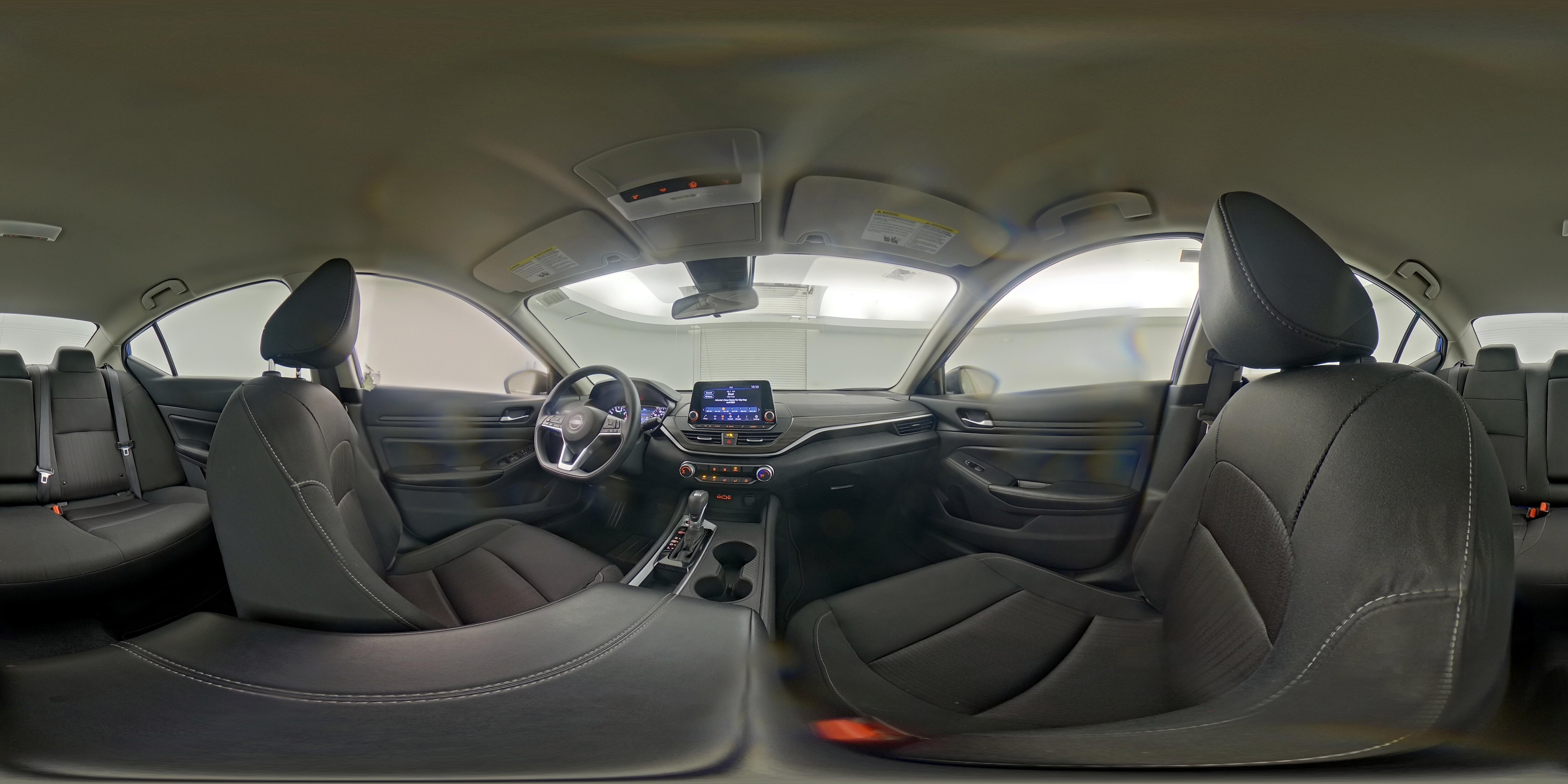 2025 Nissan Altima SV - Photo 24