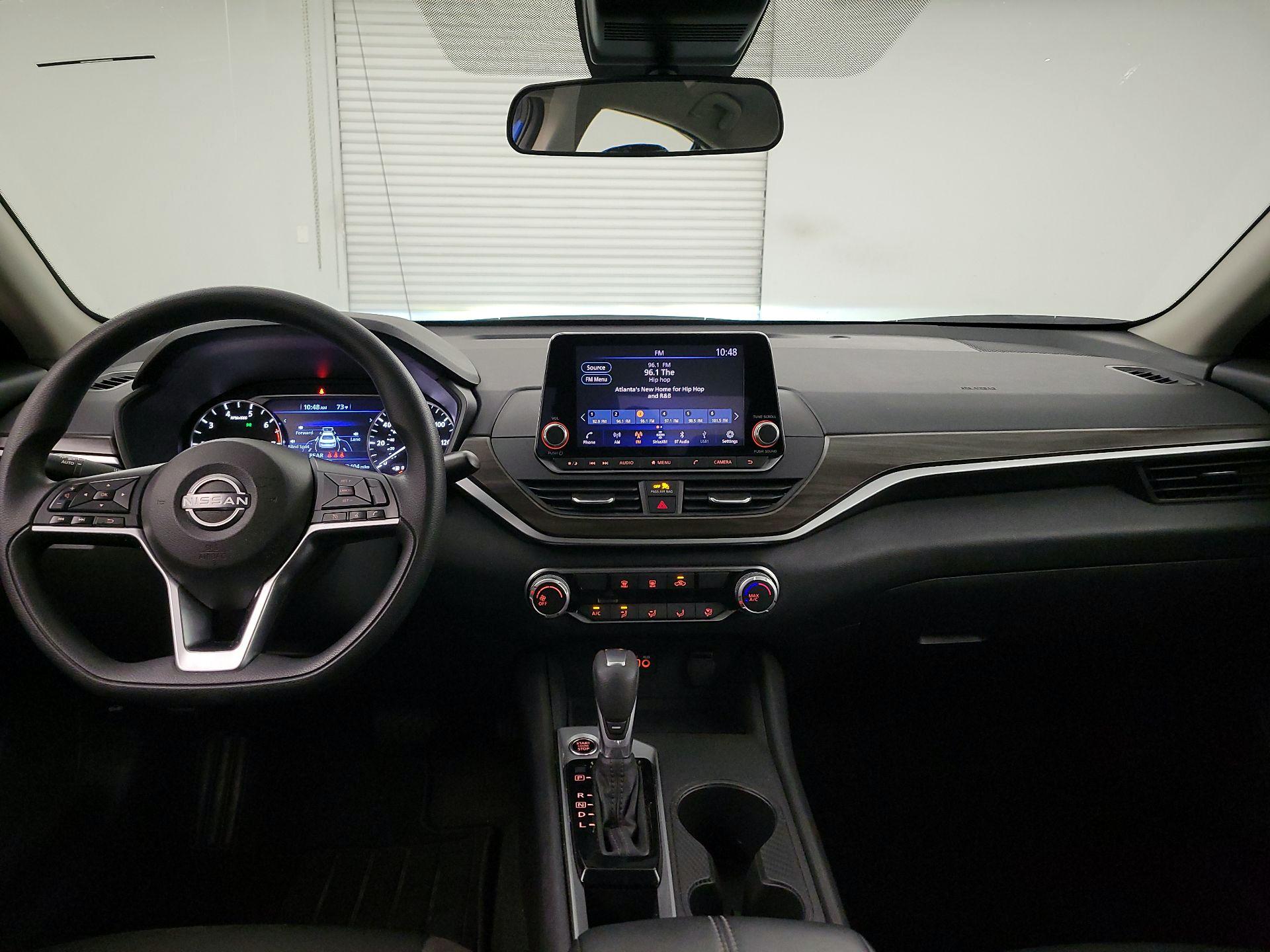 Thumbnail: 2025 Nissan Altima - 9