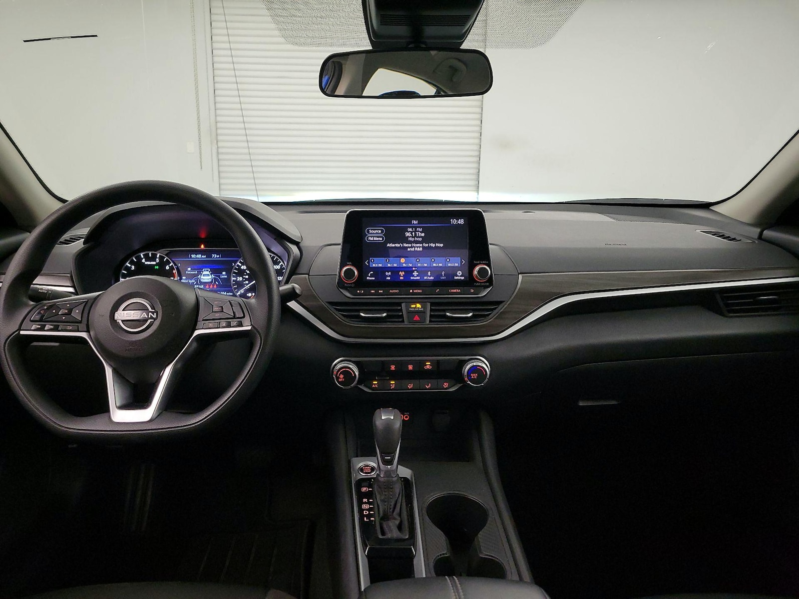 2025 Nissan Altima SV - Photo 10