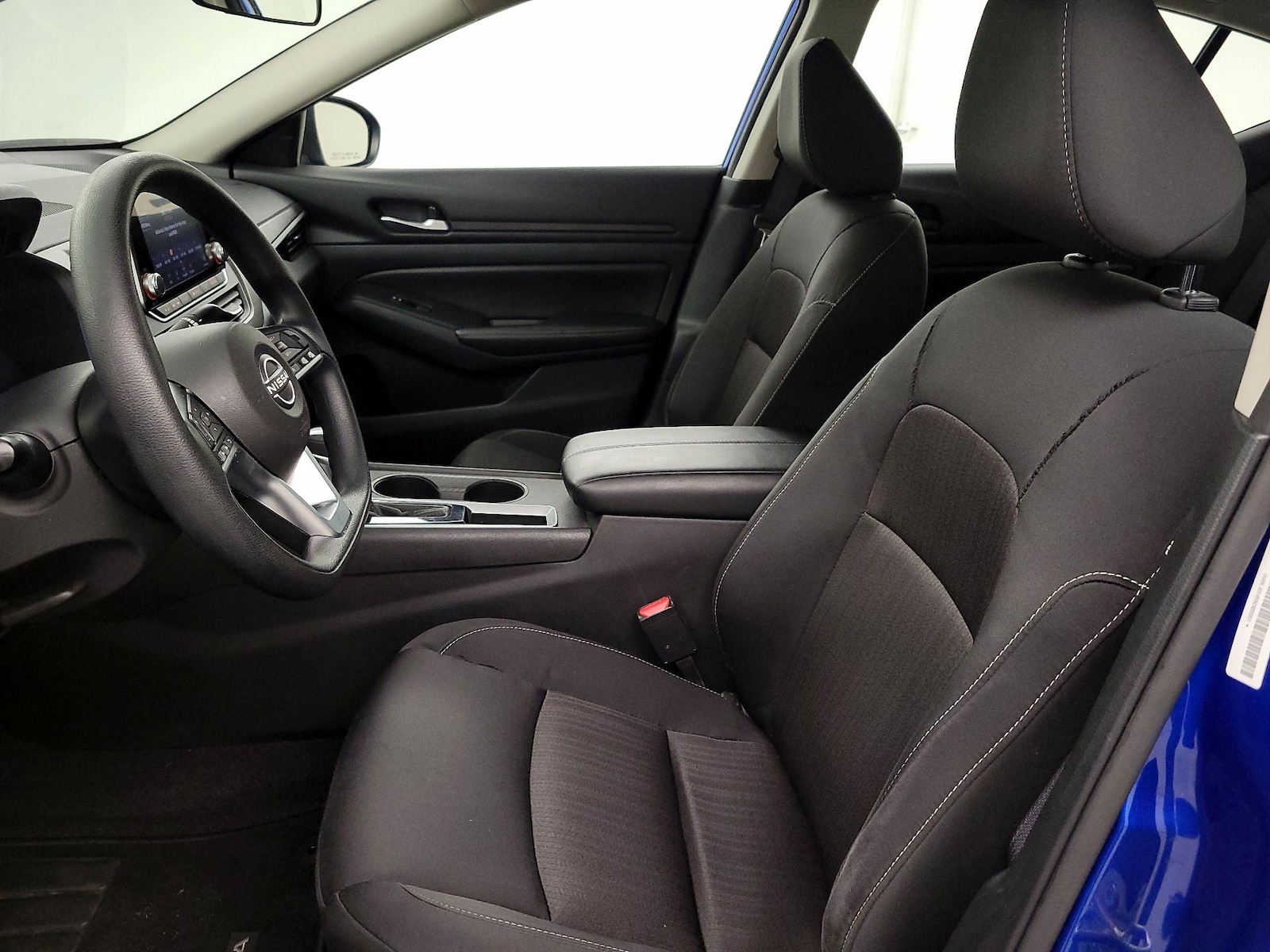 2025 Nissan Altima SV - Photo 12