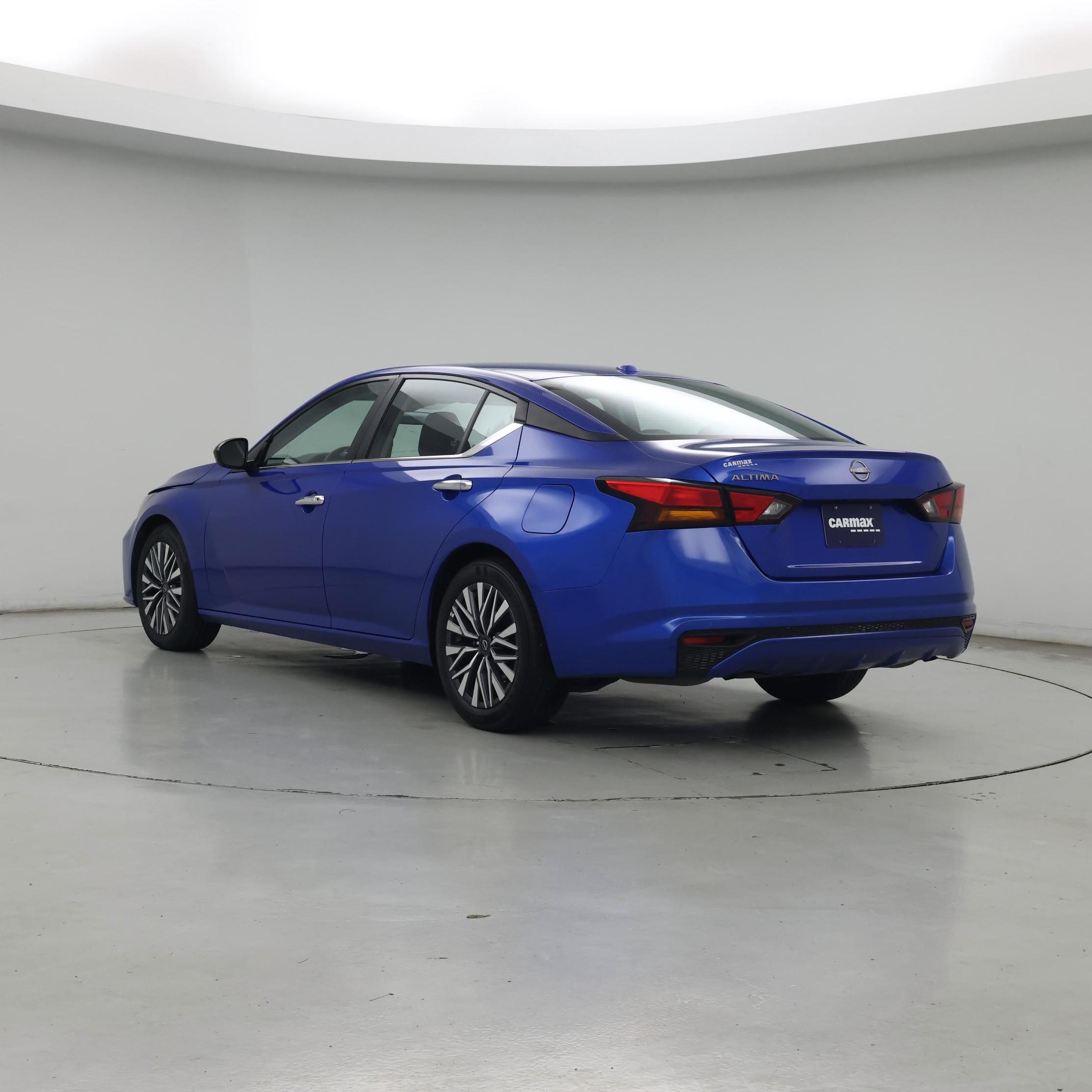 Thumbnail: 2025 Nissan Altima - 2