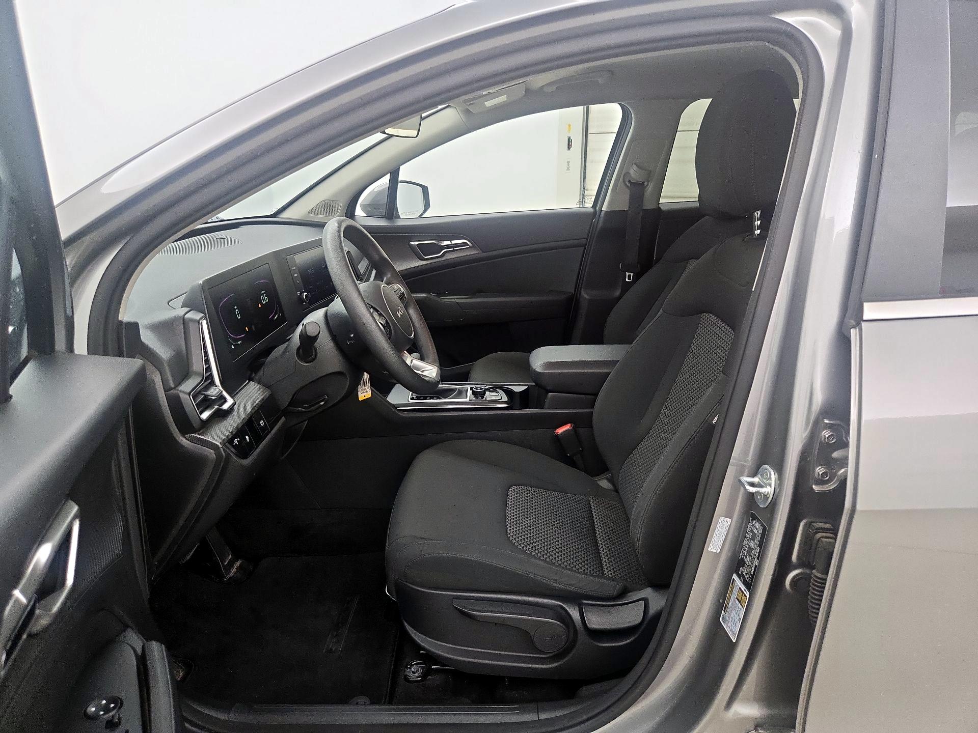 Thumbnail: 2025 Kia Sportage - 11