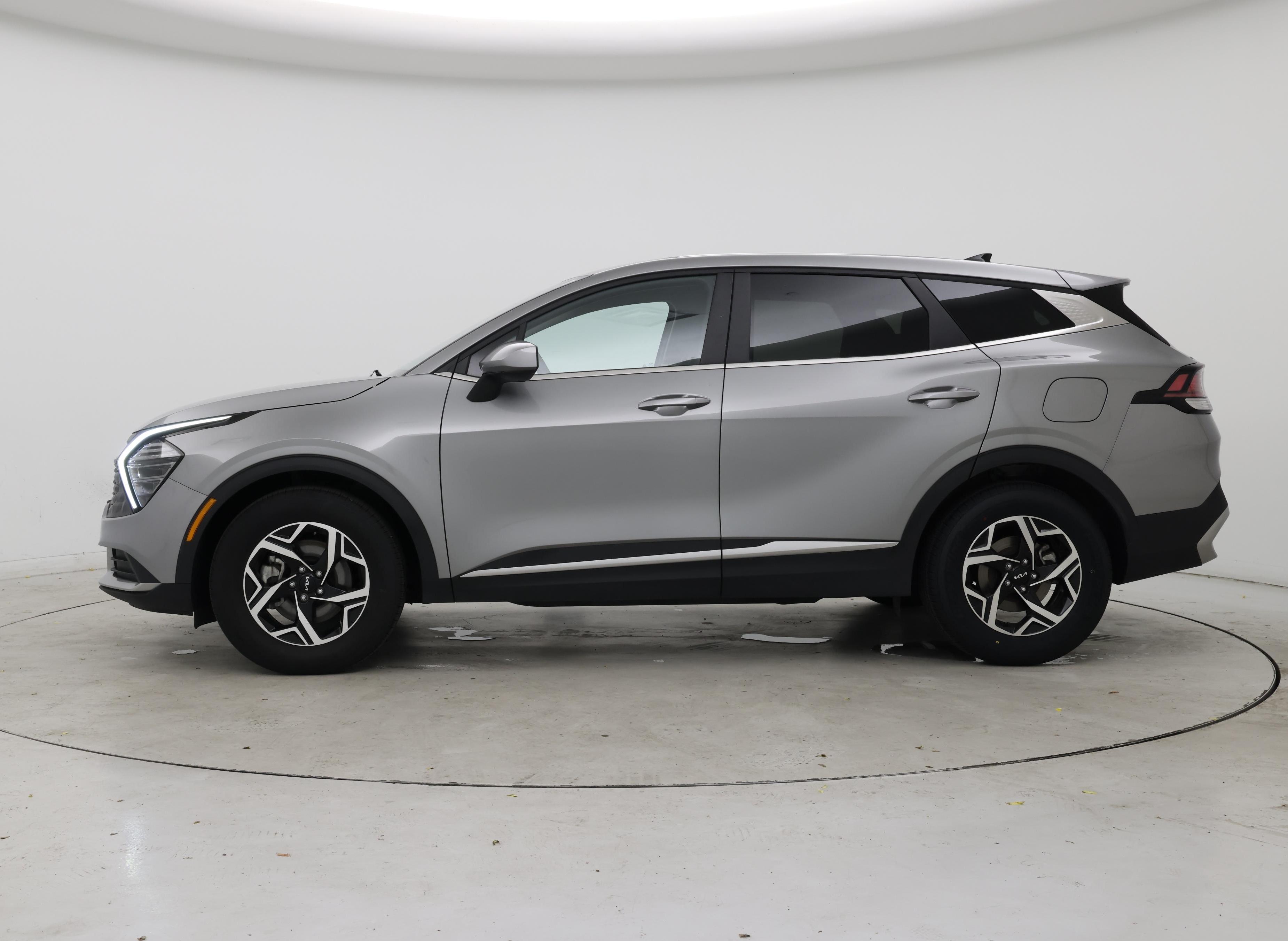 Thumbnail: 2025 Kia Sportage - 3