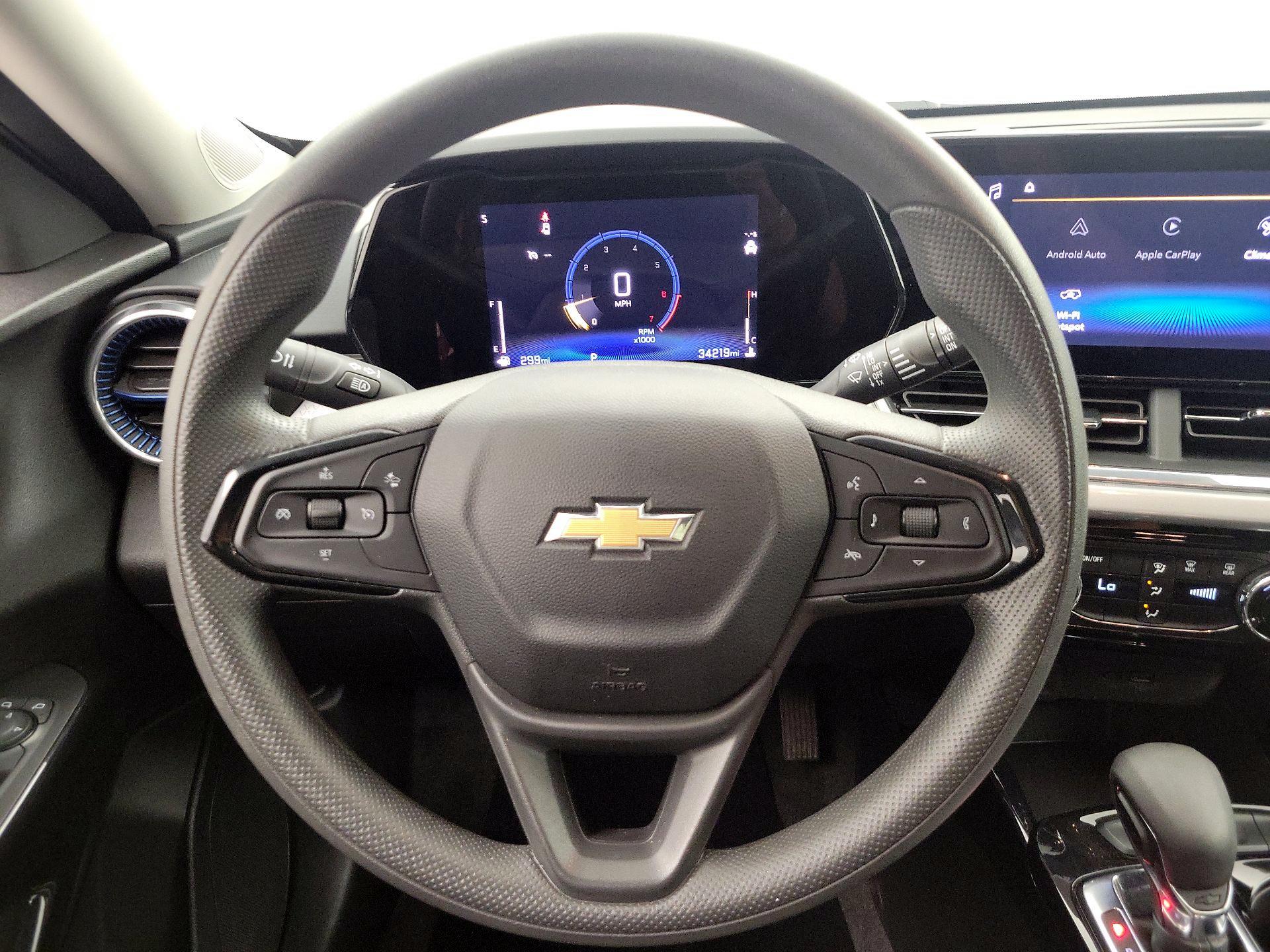Thumbnail: 2025 Chevrolet Trax - 10