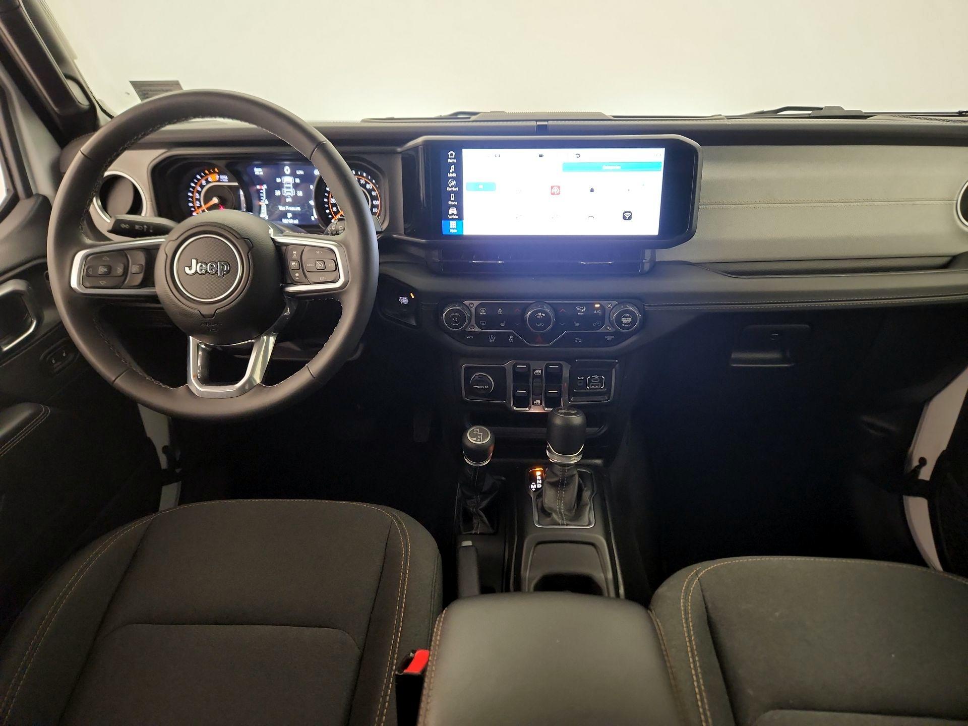 Thumbnail: 2025 Jeep Wrangler - 9