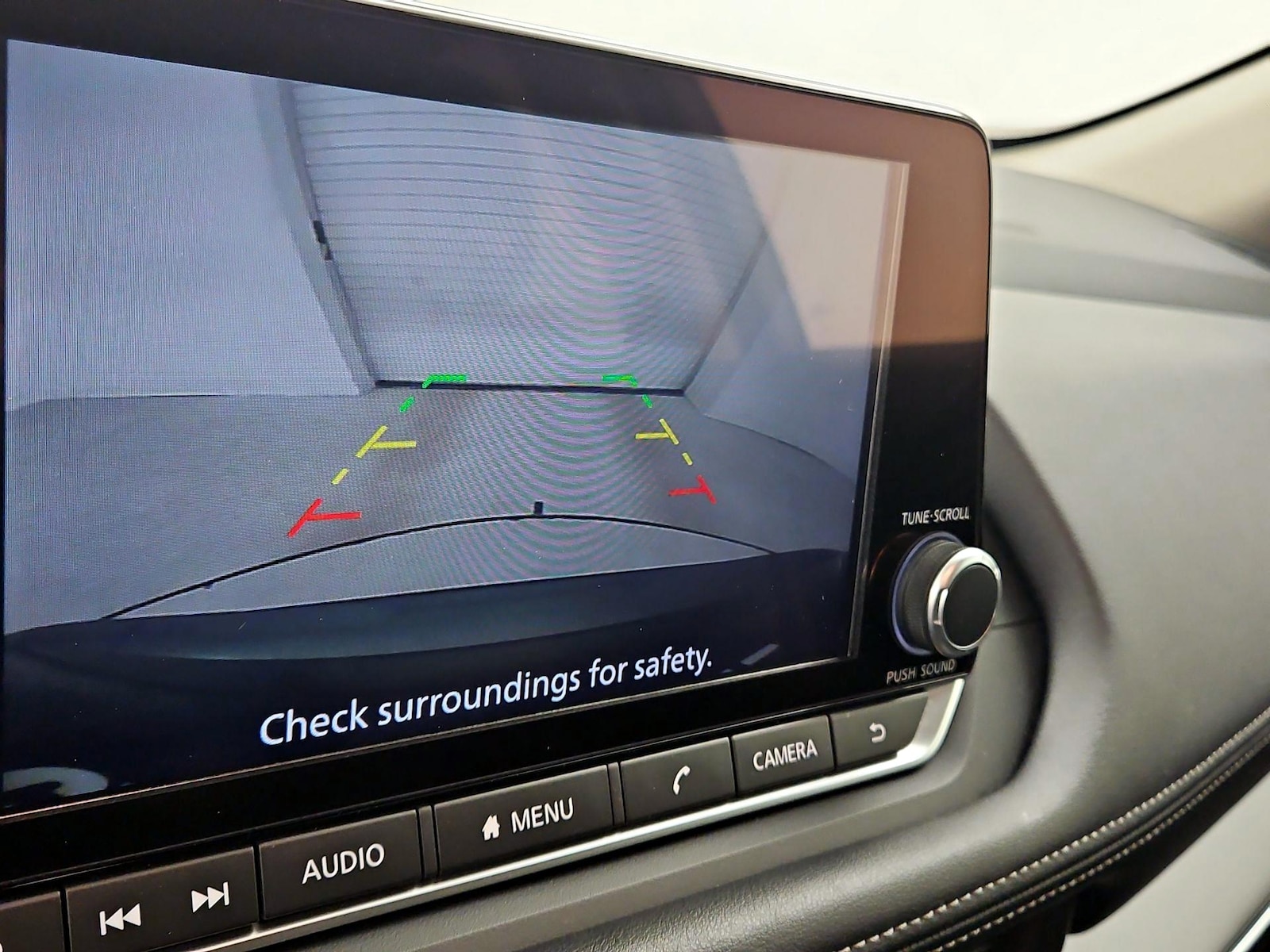 2025 Nissan Rogue SV - Photo 15
