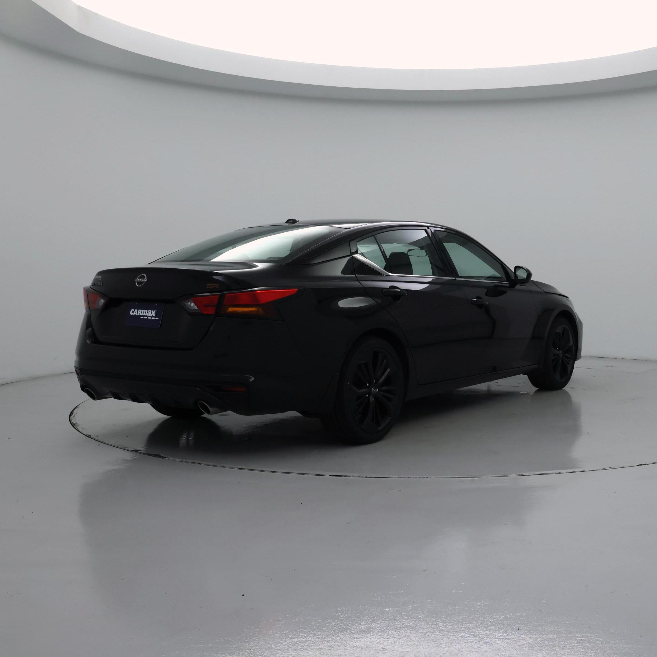 Thumbnail: 2025 Nissan Altima - 8