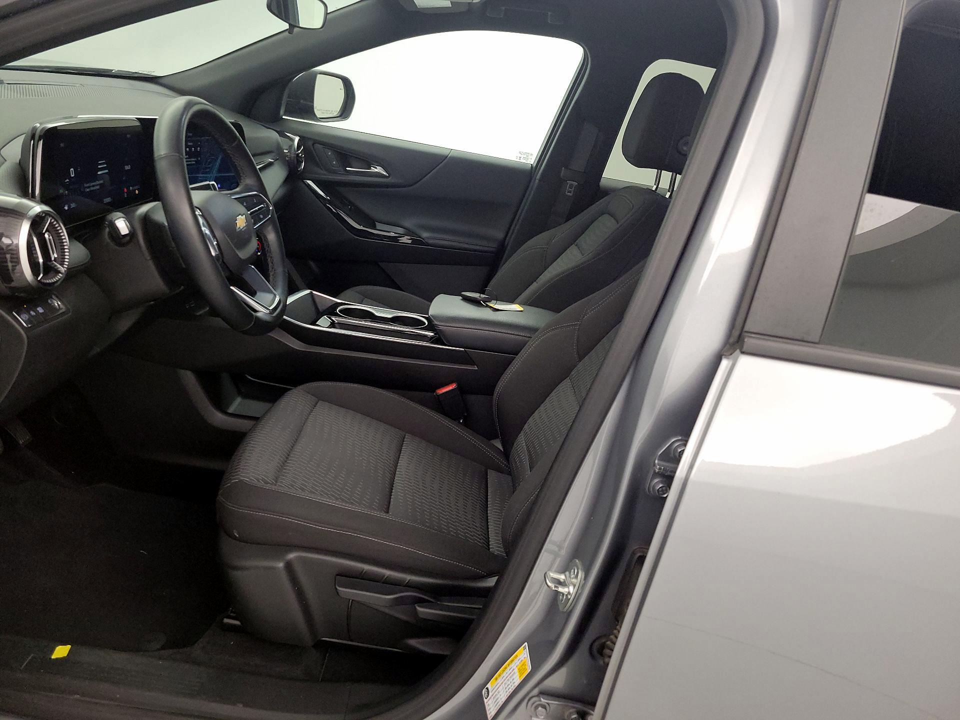 Thumbnail: 2025 Chevrolet Equinox - 11