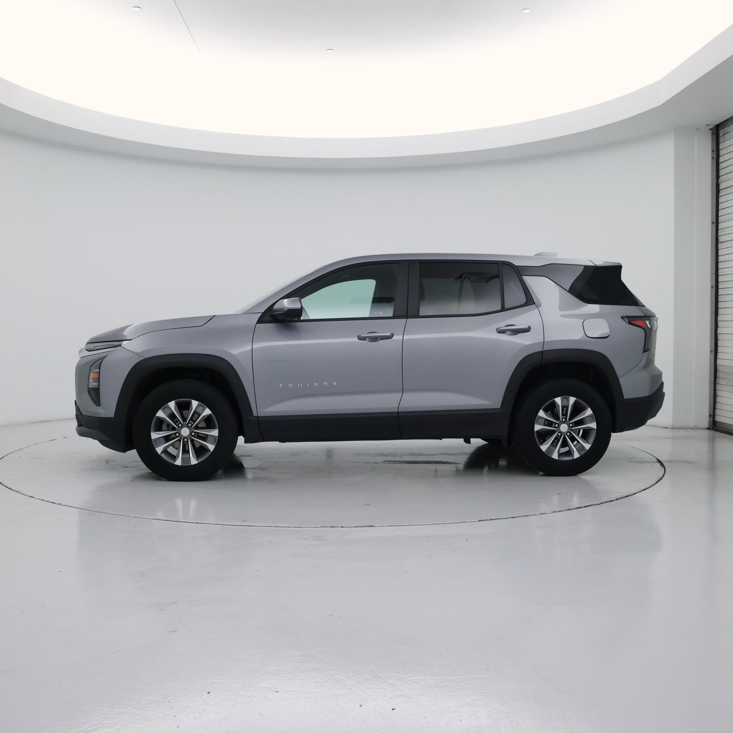 Thumbnail: 2025 Chevrolet Equinox - 3