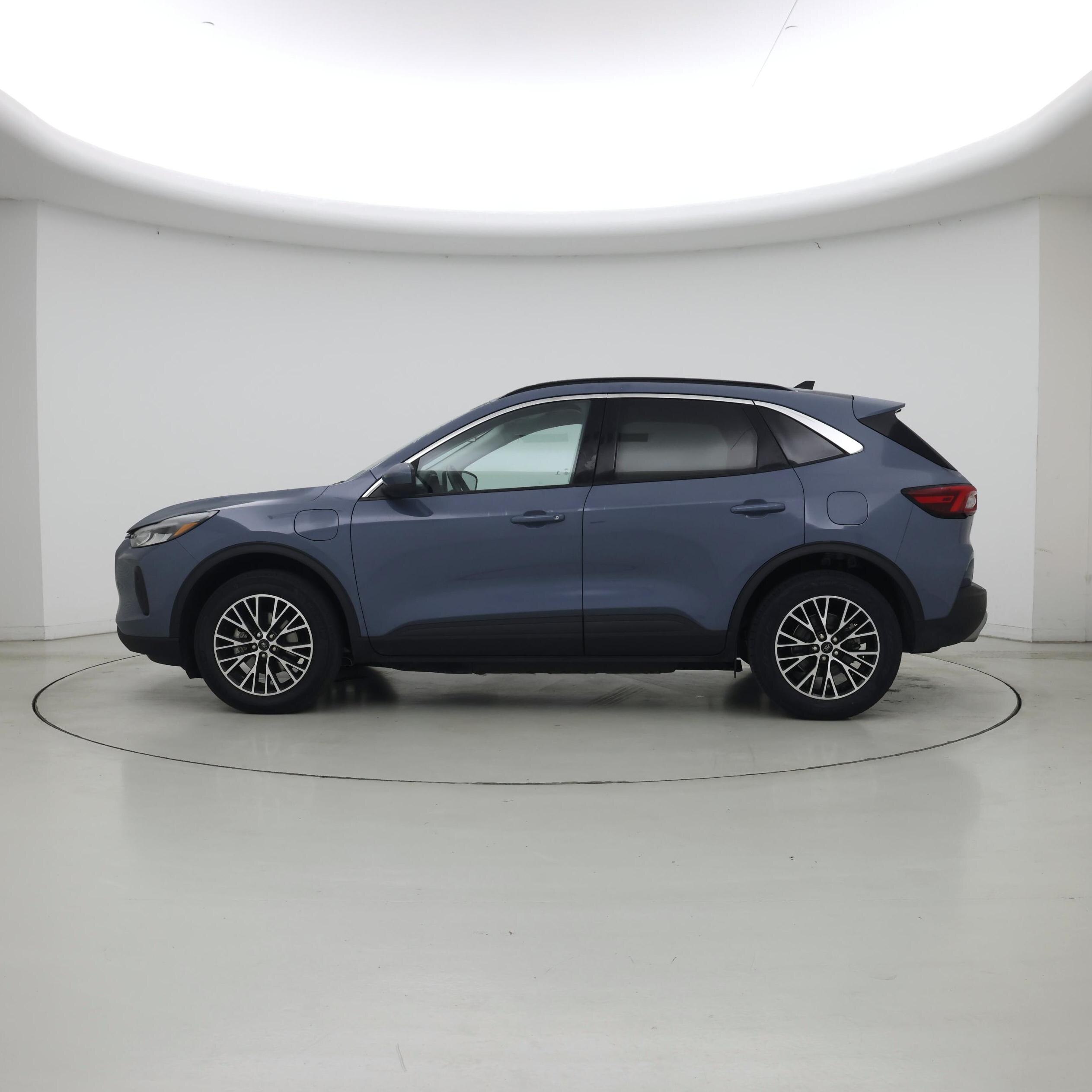 Thumbnail: 2024 Ford Escape - 3