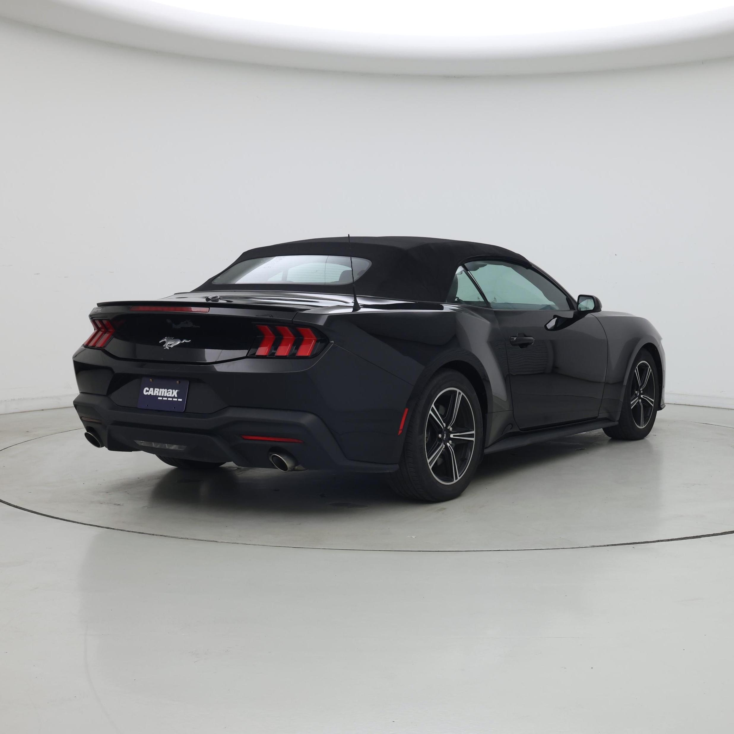 Thumbnail: 2025 Ford Mustang - 8