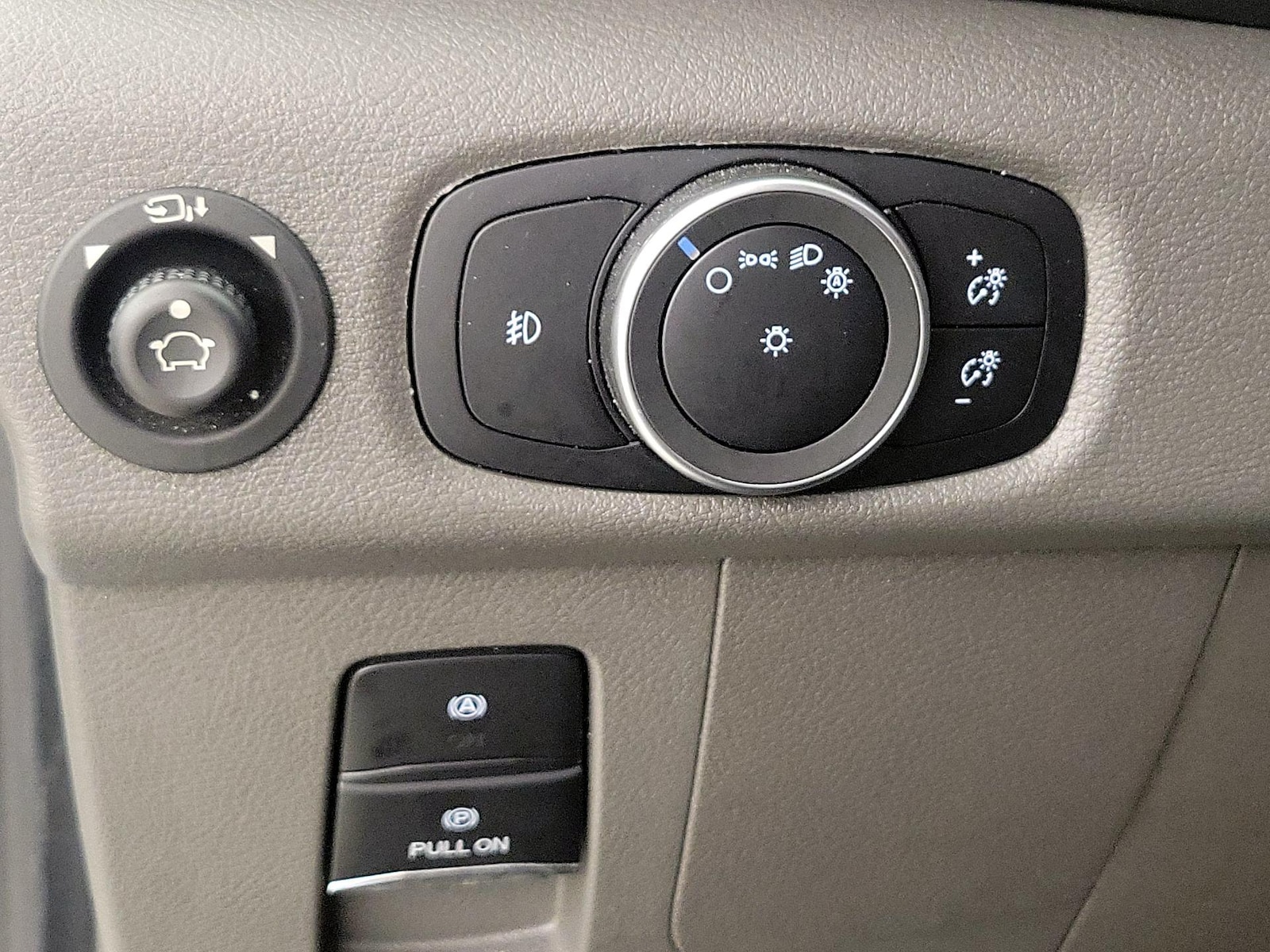 2024 Ford Transit Passenger Van XLT - Photo 14