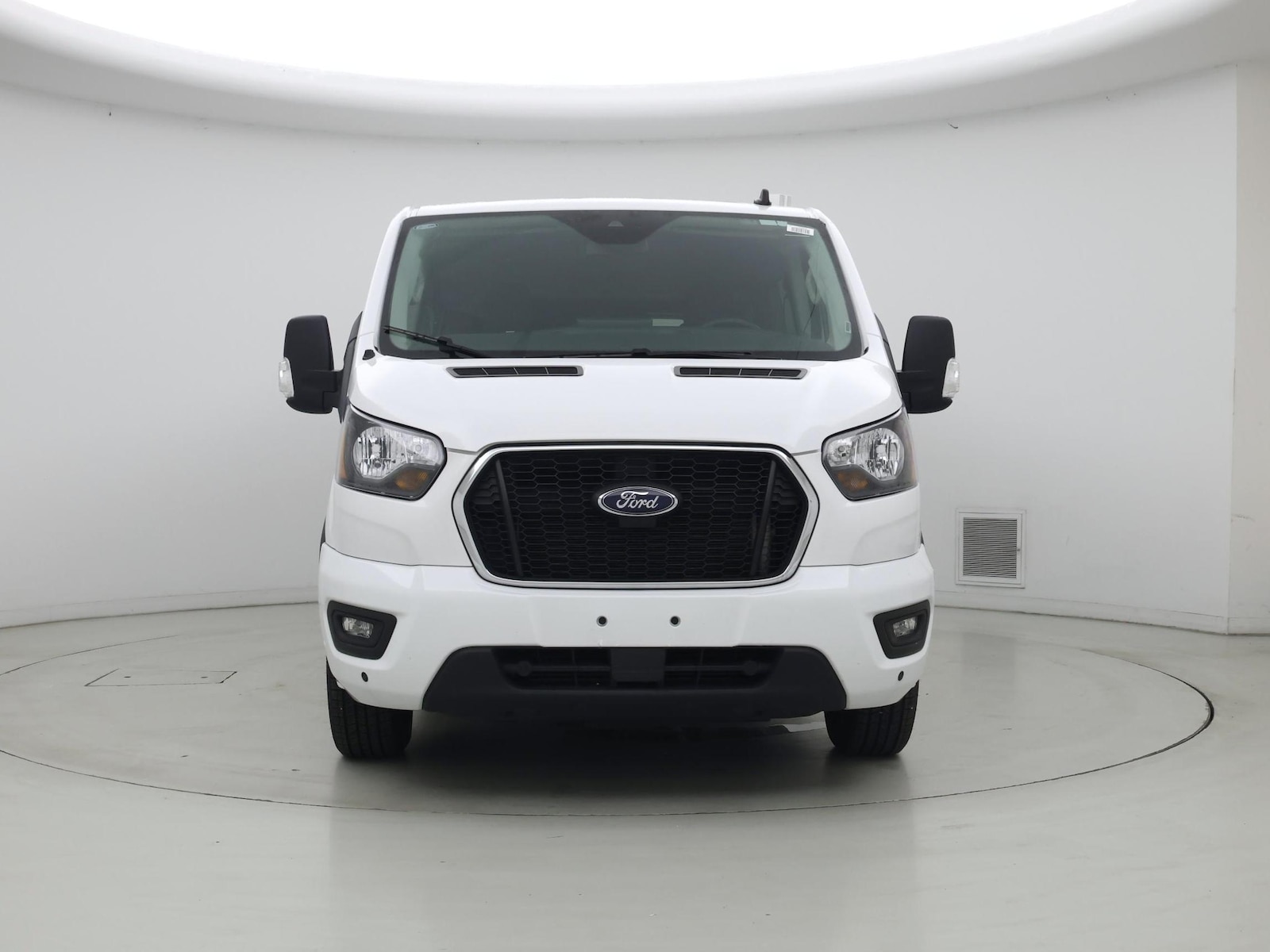 2024 Ford Transit Passenger Van XLT - Photo 6