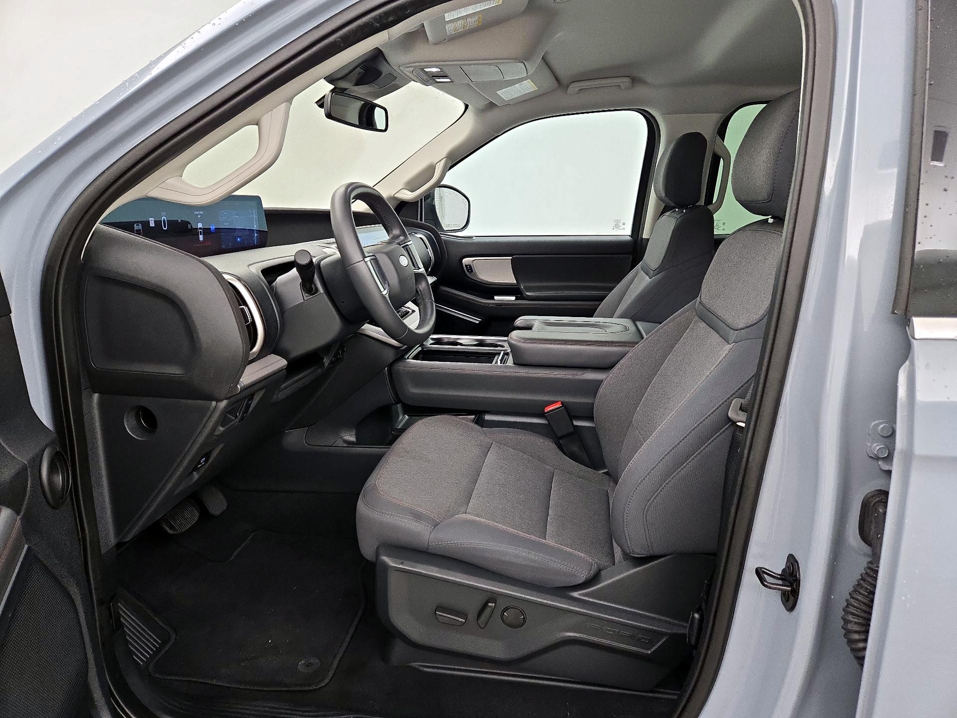 Thumbnail: 2025 Ford Expedition - 11