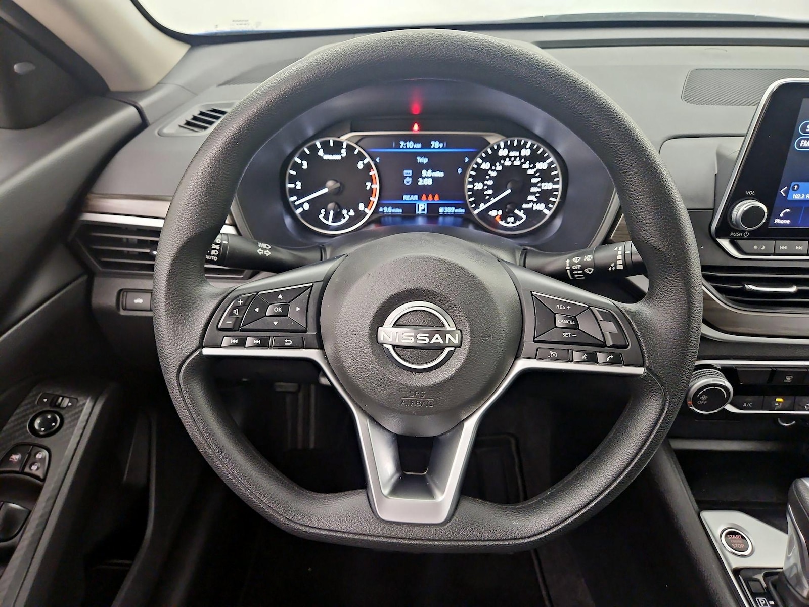 2025 Nissan Altima SV - Photo 11