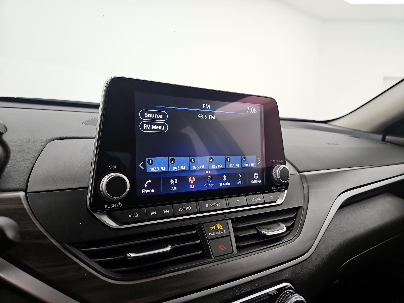 2025 Nissan Altima SV - Photo 16