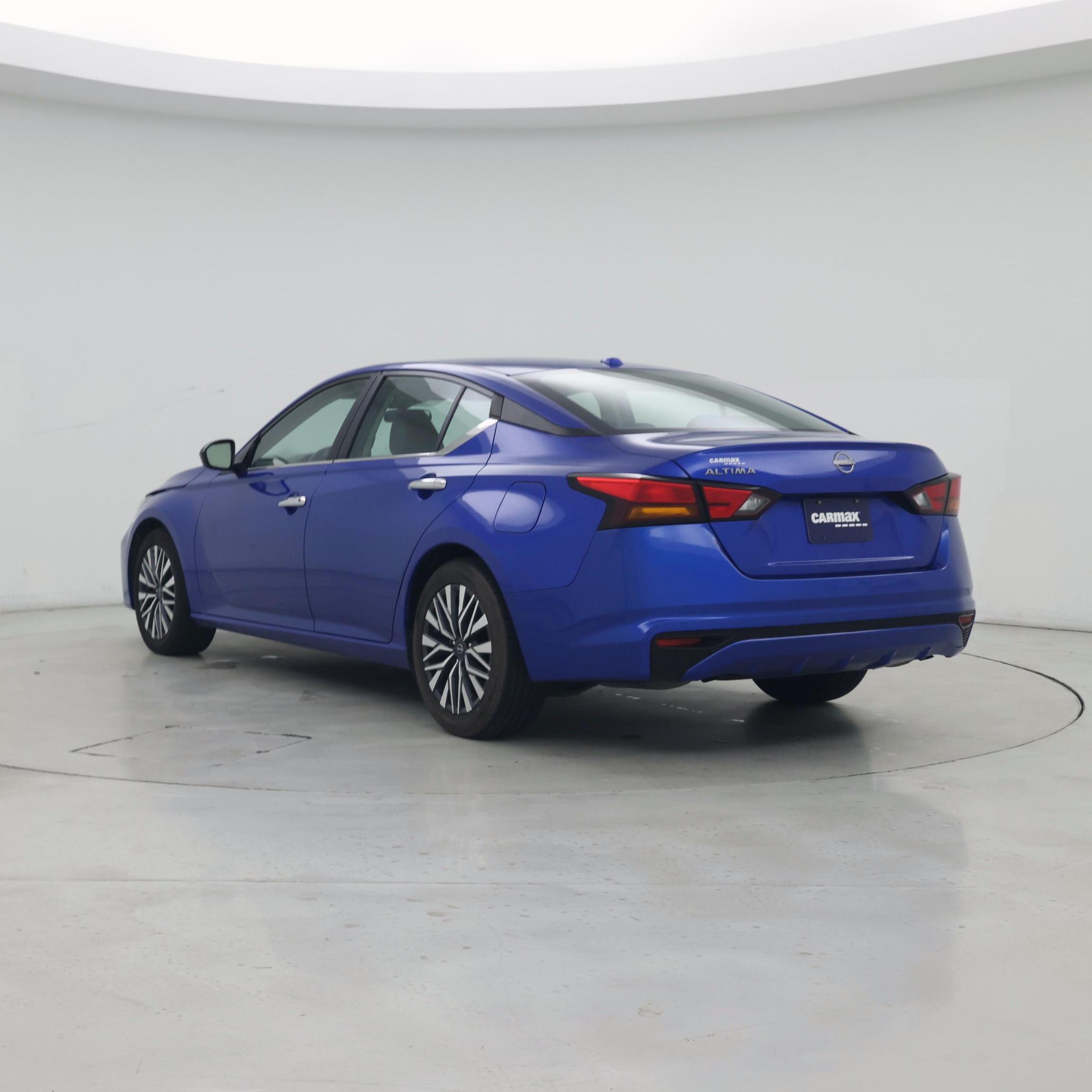 Thumbnail: 2025 Nissan Altima - 2