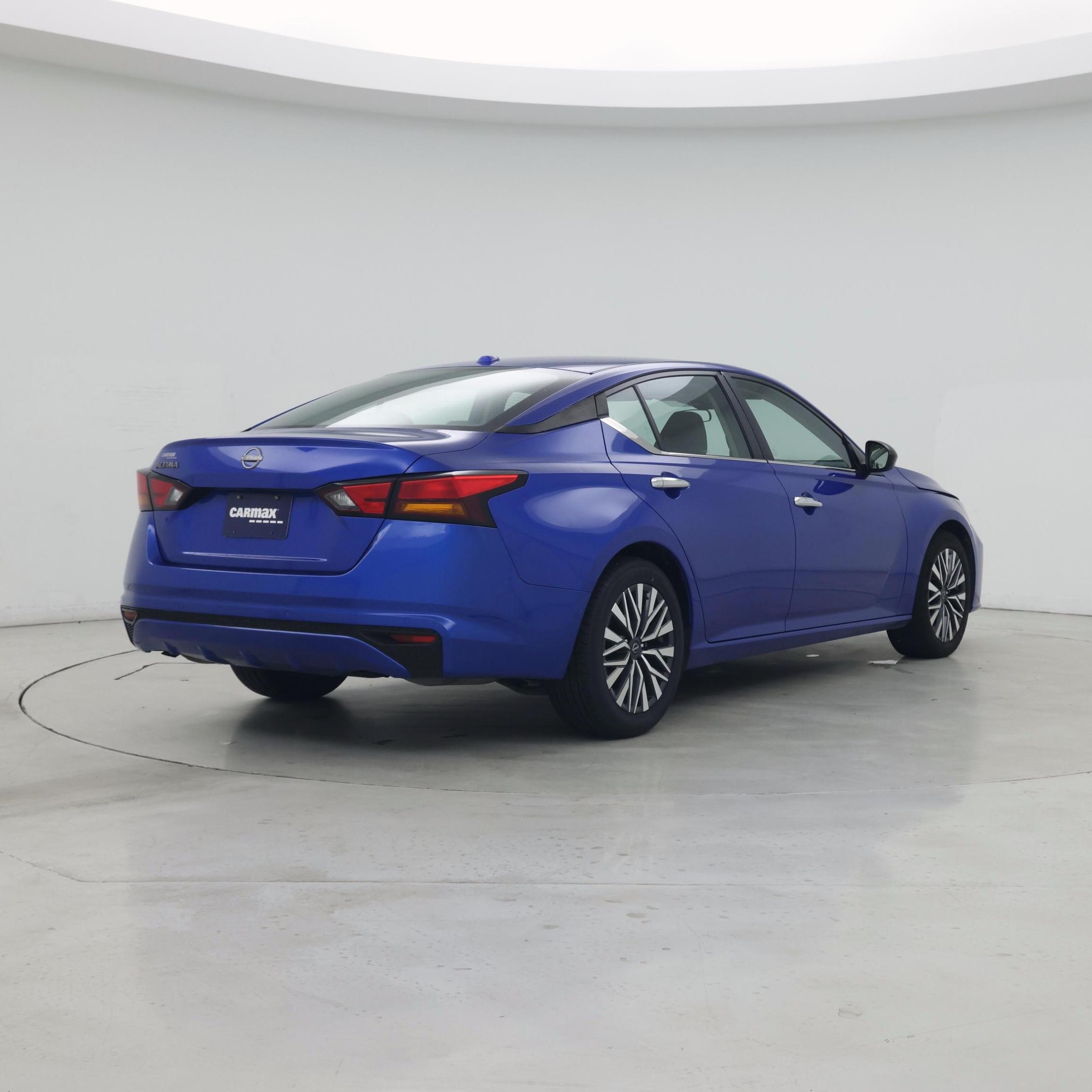Thumbnail: 2025 Nissan Altima - 8