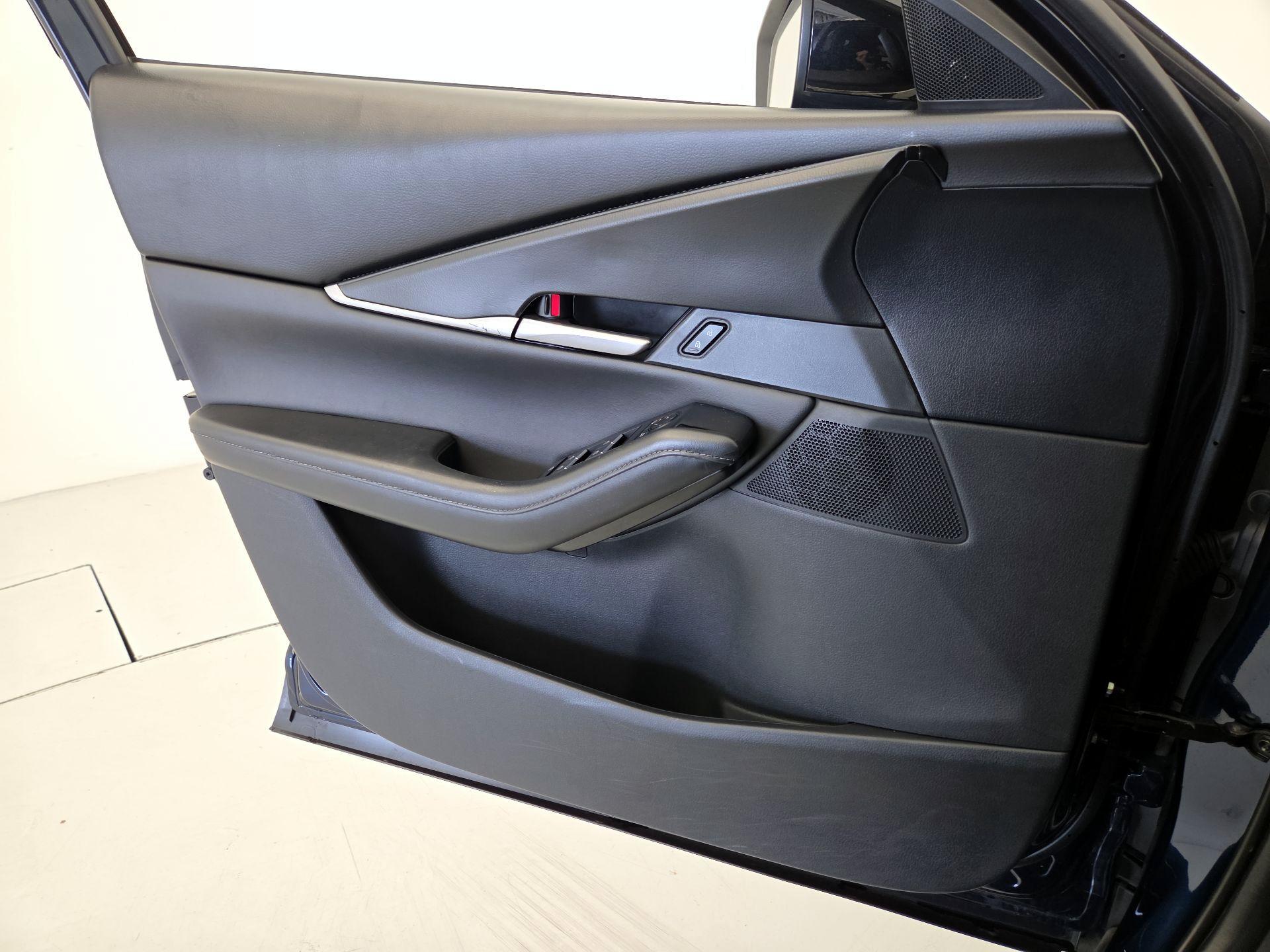 Thumbnail: 2025 Mazda CX-30 - 12