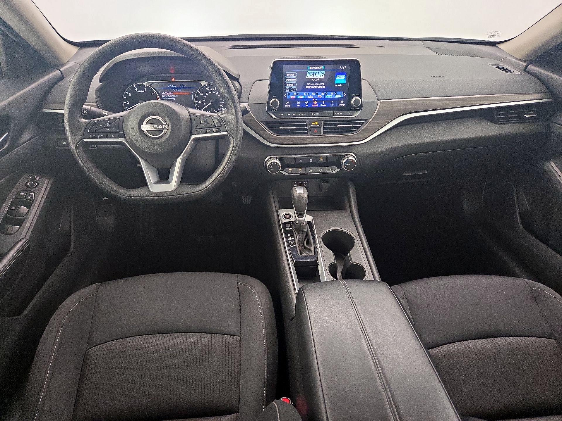 Thumbnail: 2025 Nissan Altima - 9