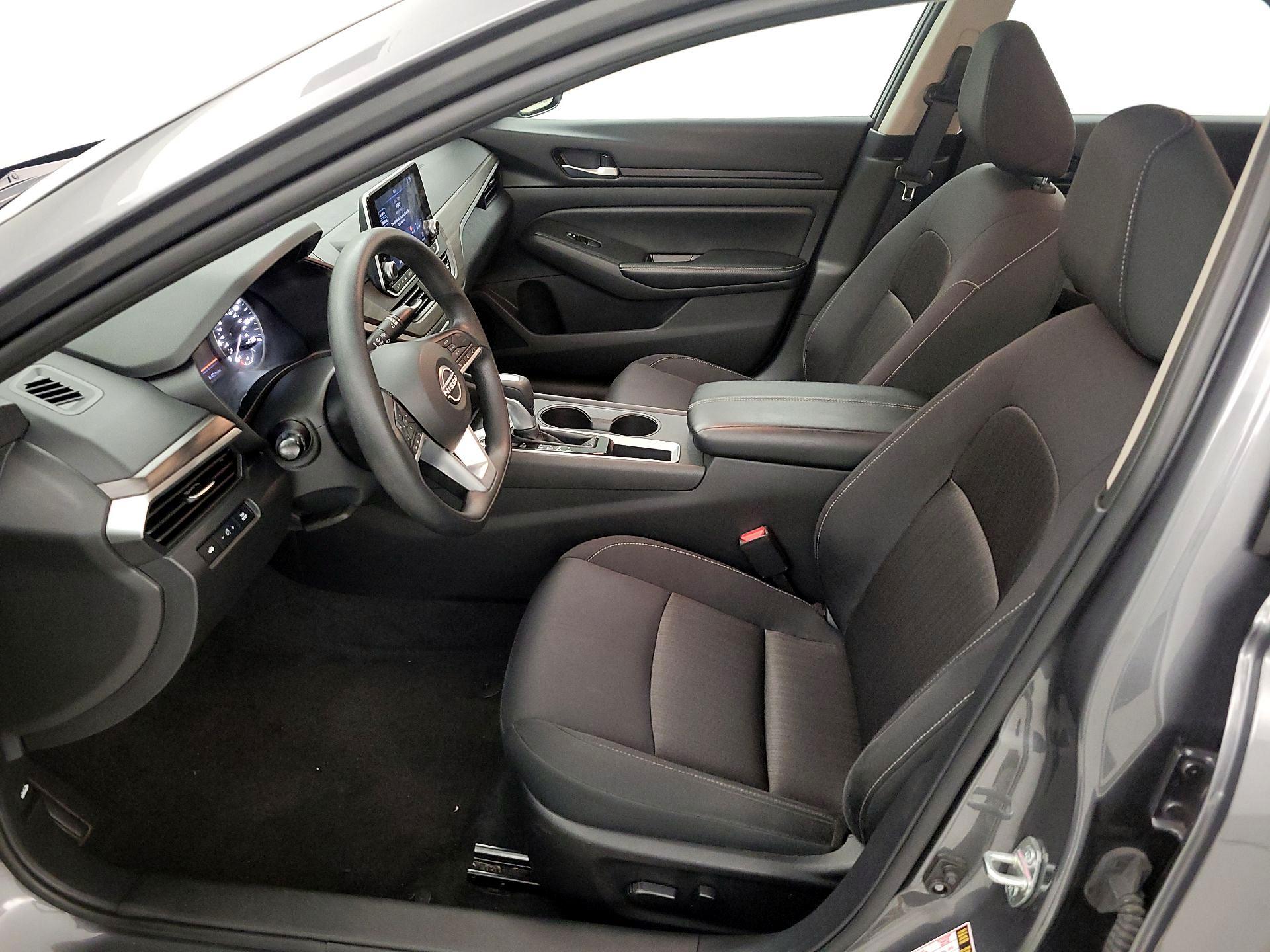 Thumbnail: 2025 Nissan Altima - 11