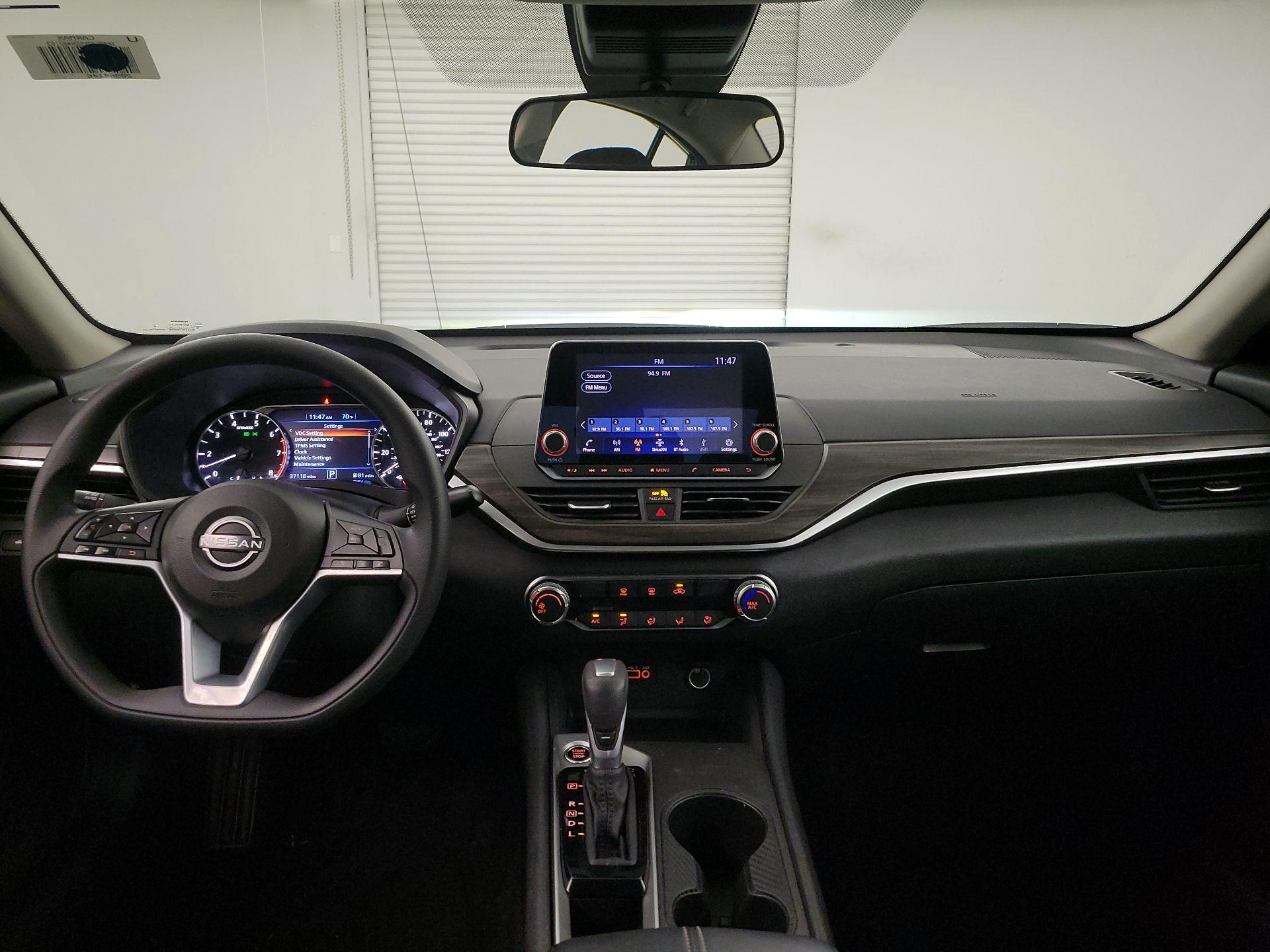 Thumbnail: 2025 Nissan Altima - 9