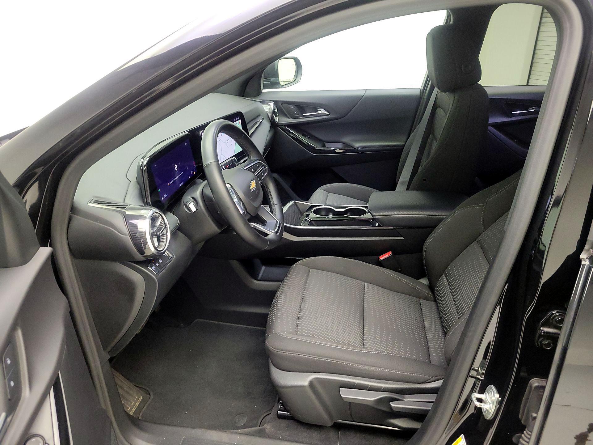 Thumbnail: 2025 Chevrolet Equinox - 11