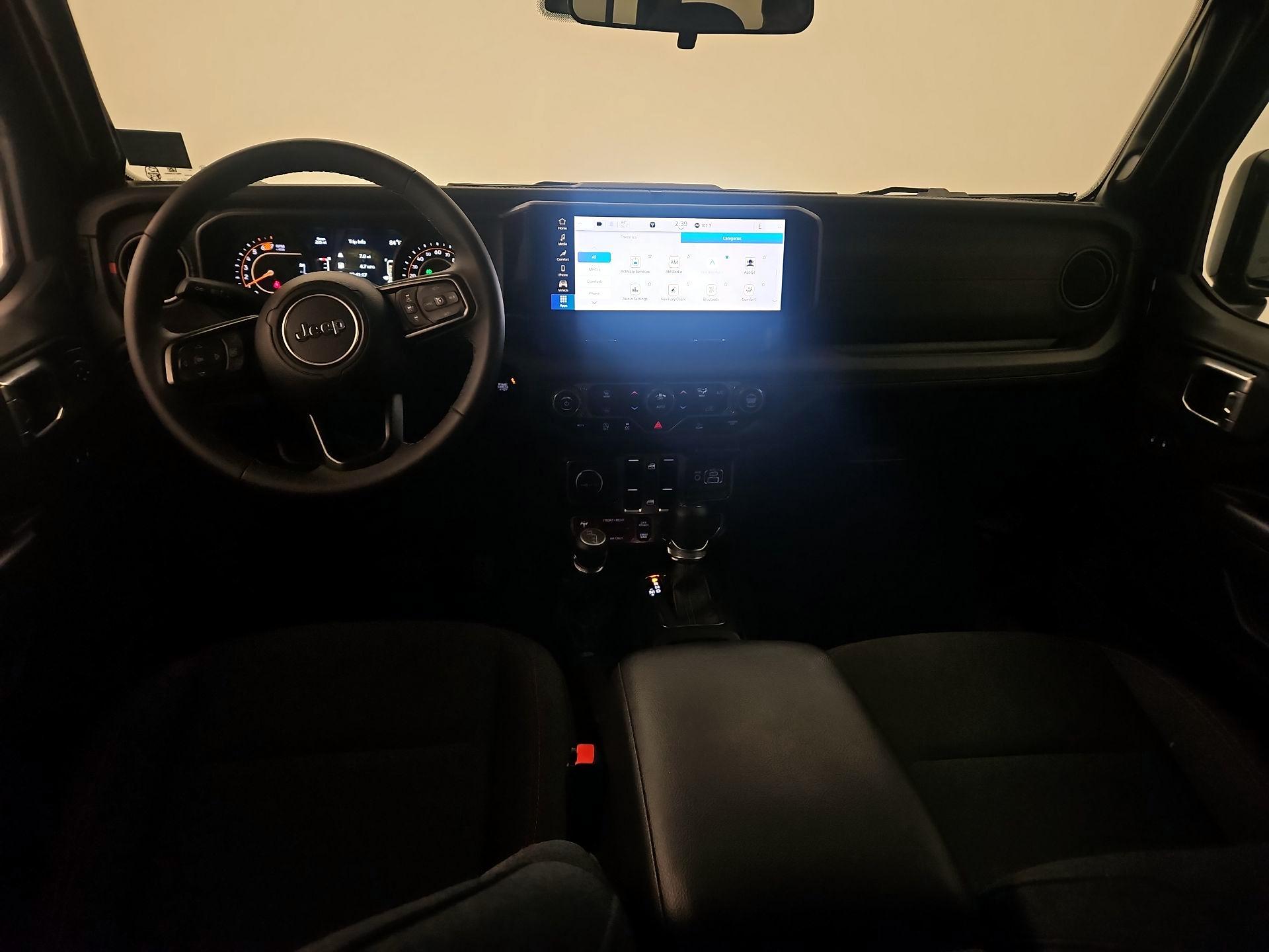 Thumbnail: 2025 Jeep Wrangler - 9