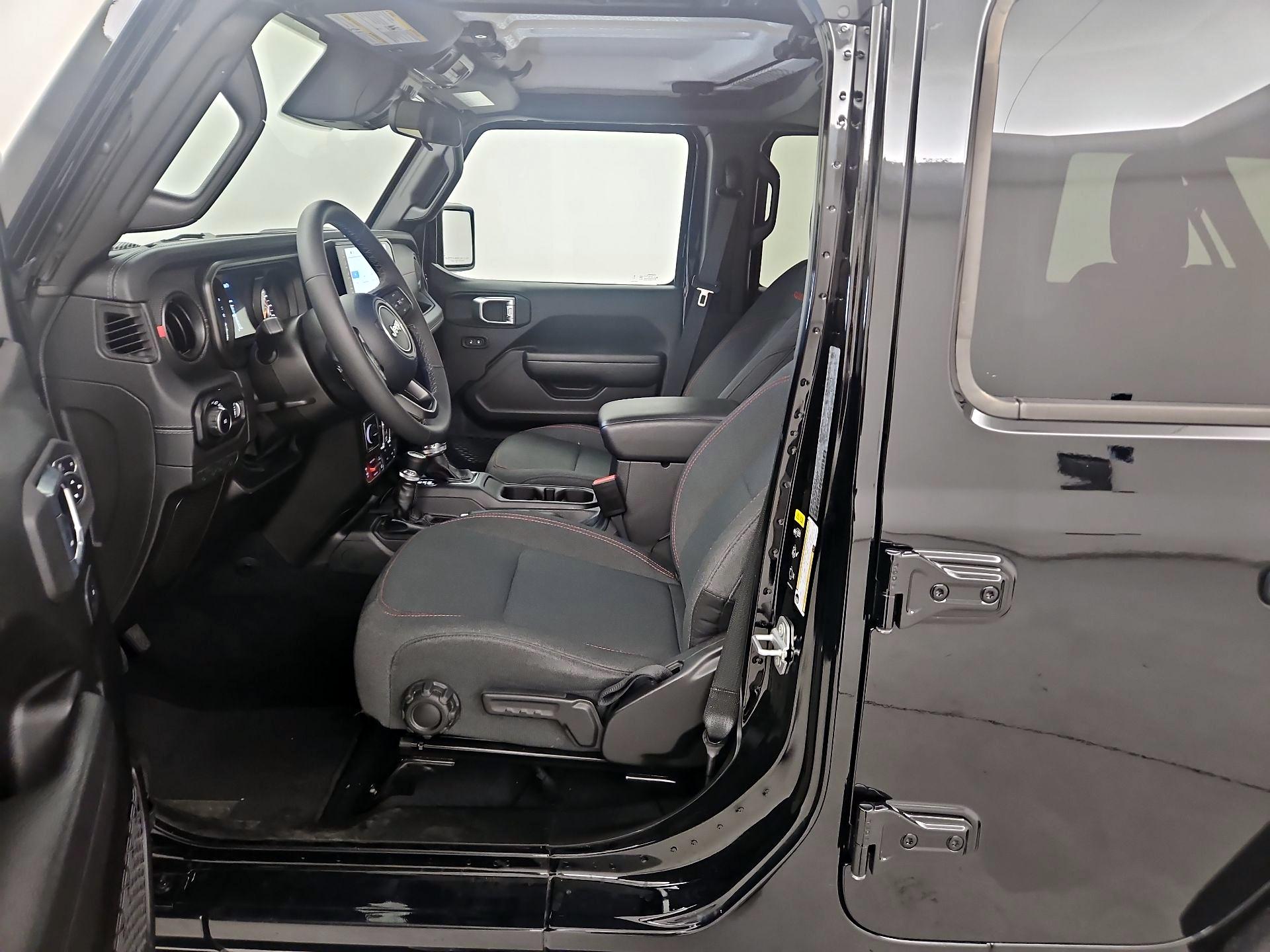Thumbnail: 2025 Jeep Wrangler - 11