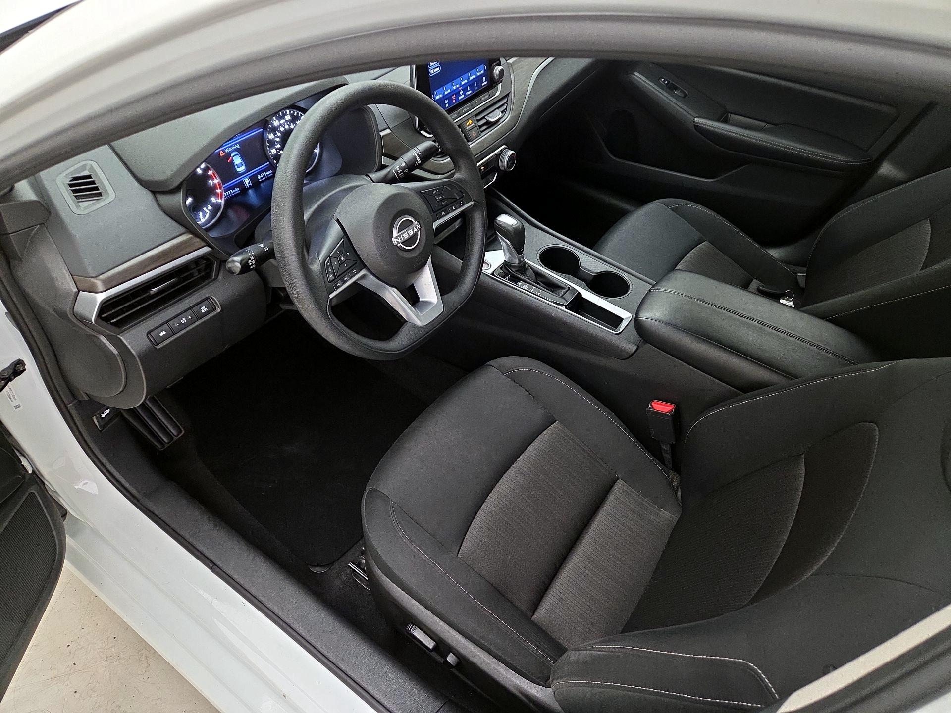 Thumbnail: 2025 Nissan Altima - 11