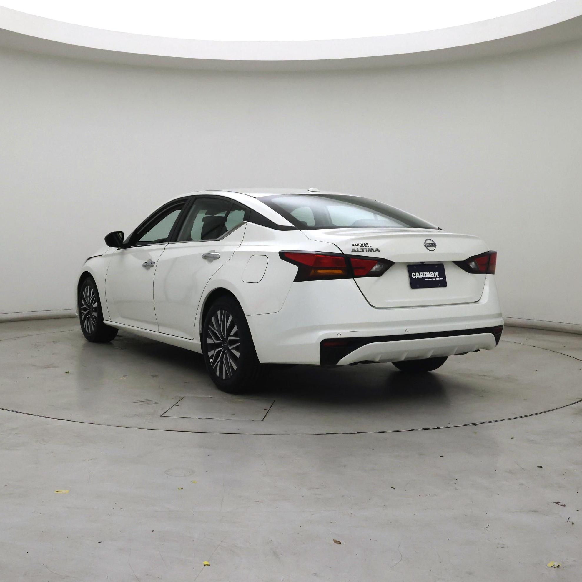 Thumbnail: 2025 Nissan Altima - 2