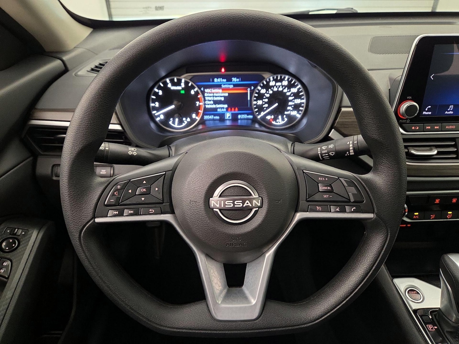 2025 Nissan Altima SV - Photo 11