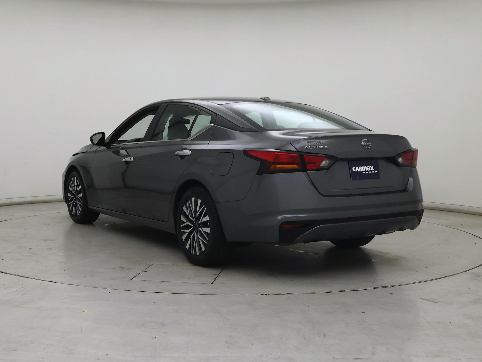 2025 Nissan Altima SV - Photo 3
