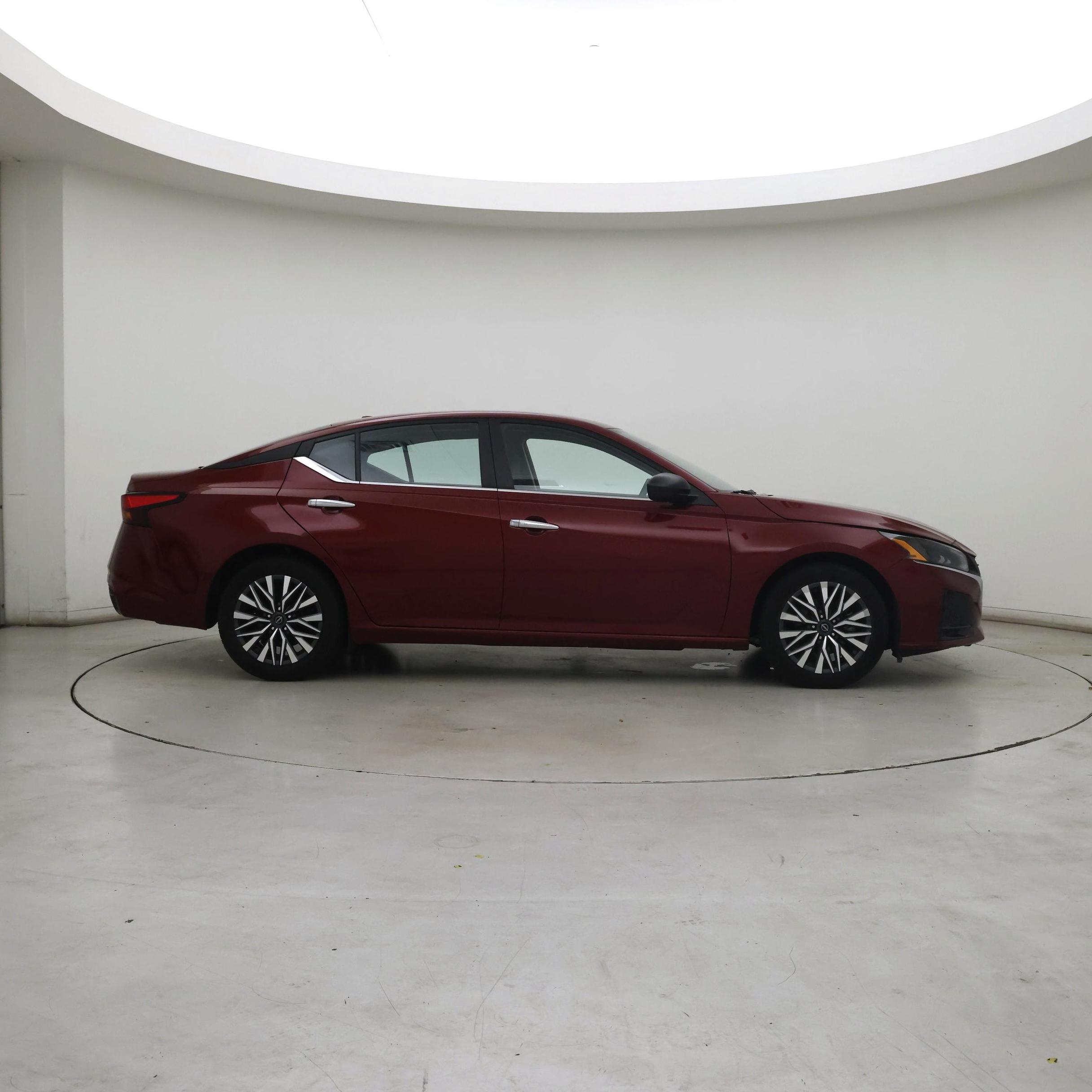 Thumbnail: 2025 Nissan Altima - 7