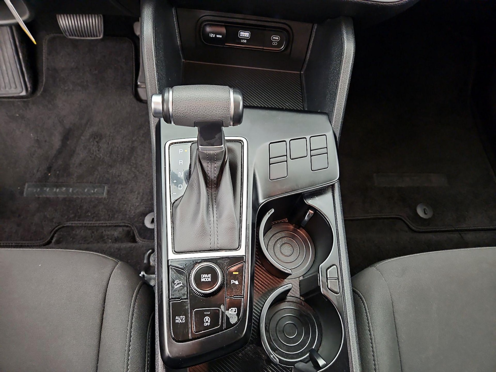 2025 Kia Sportage LX - Photo 18