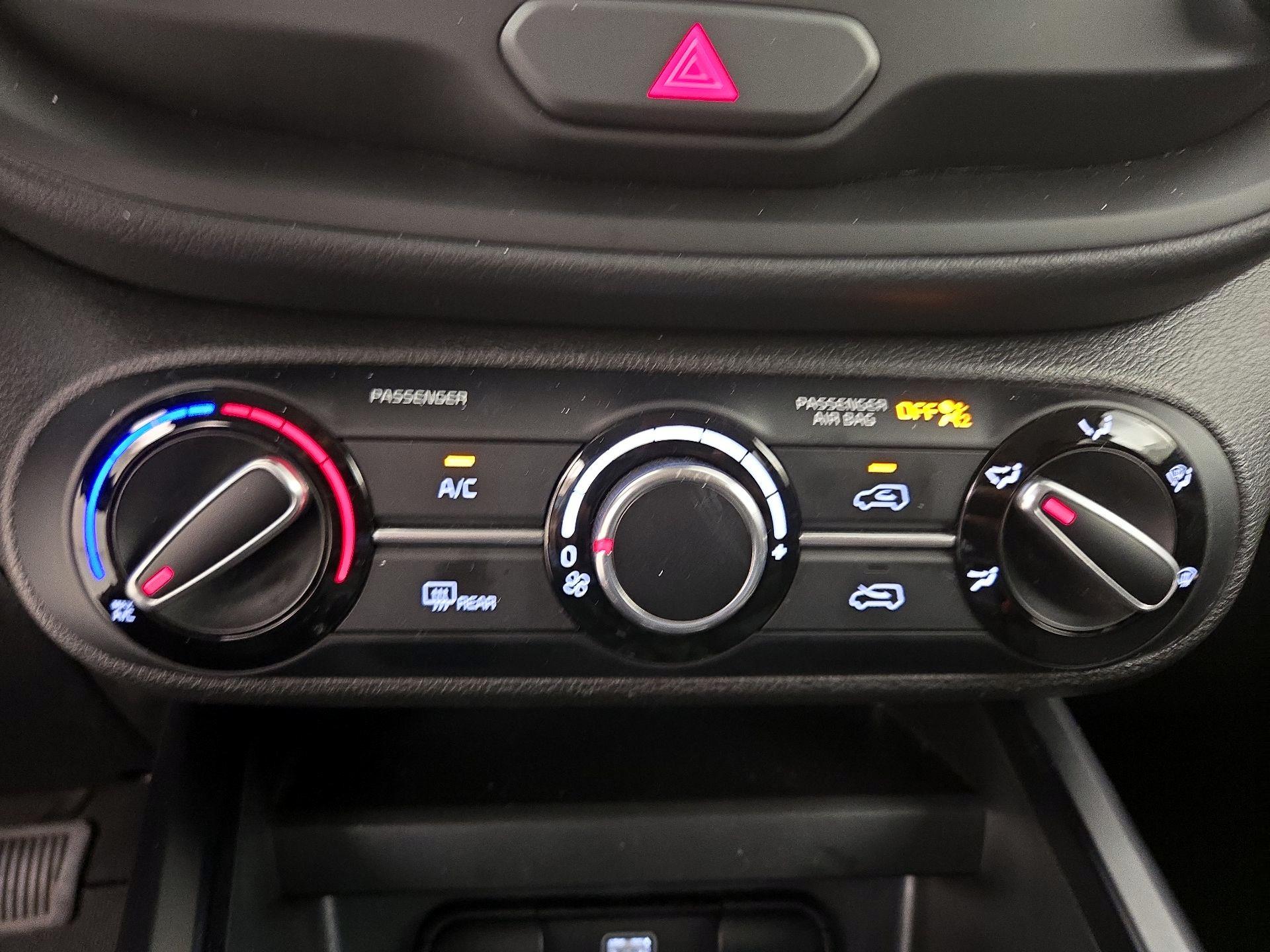 Thumbnail: 2025 Kia Soul - 16