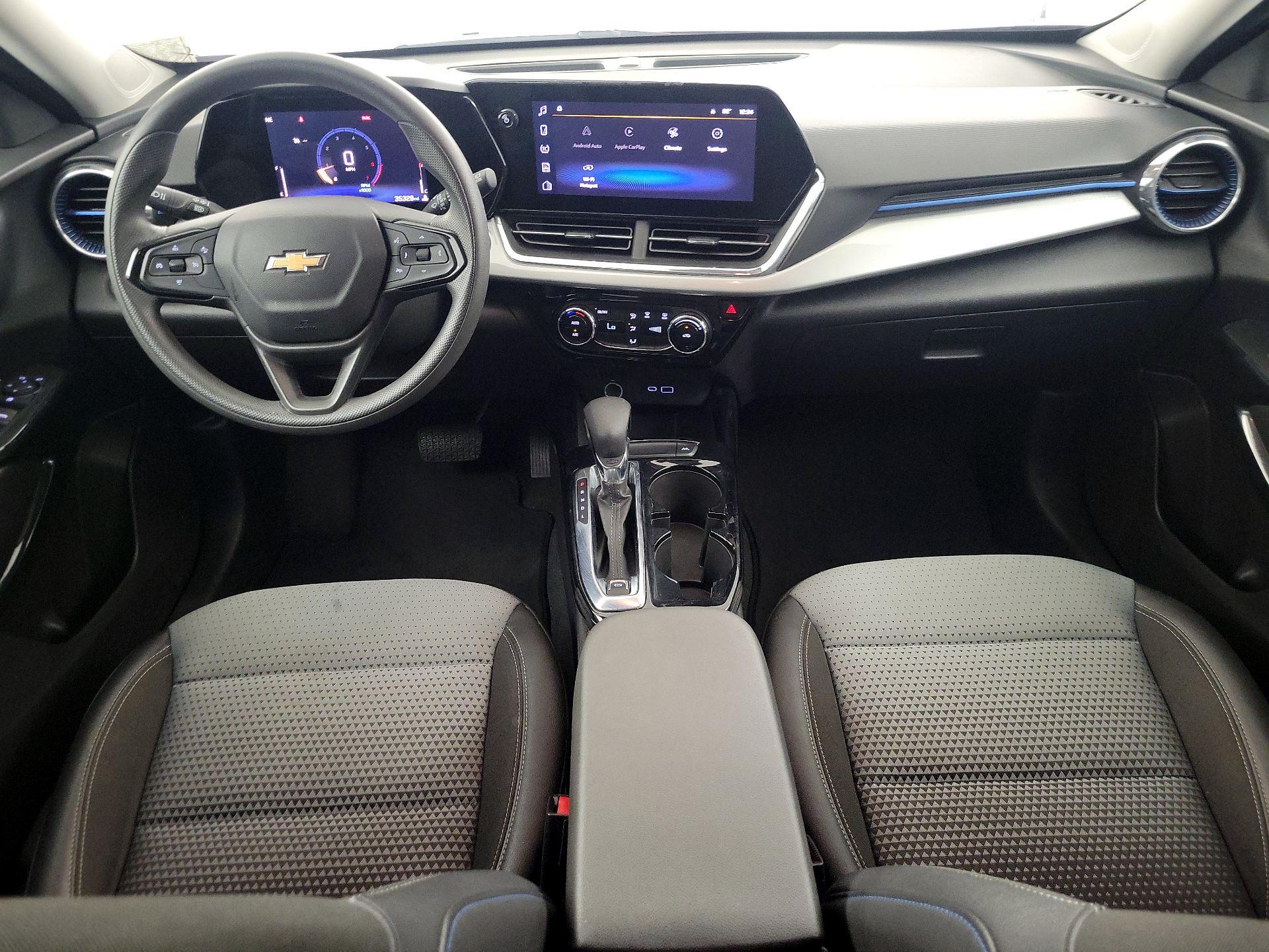 Thumbnail: 2025 Chevrolet Trax - 9