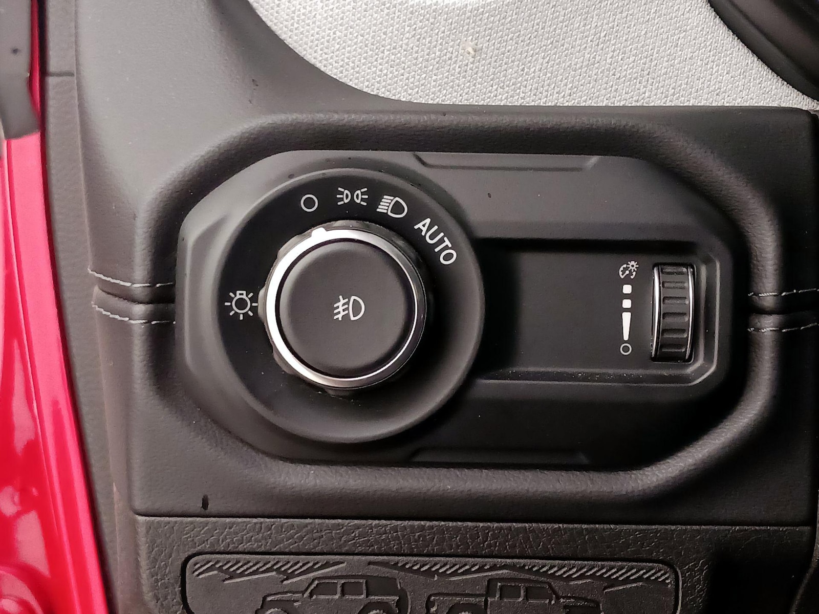 2025 Jeep Wrangler 4-Door Sahara - Photo 14