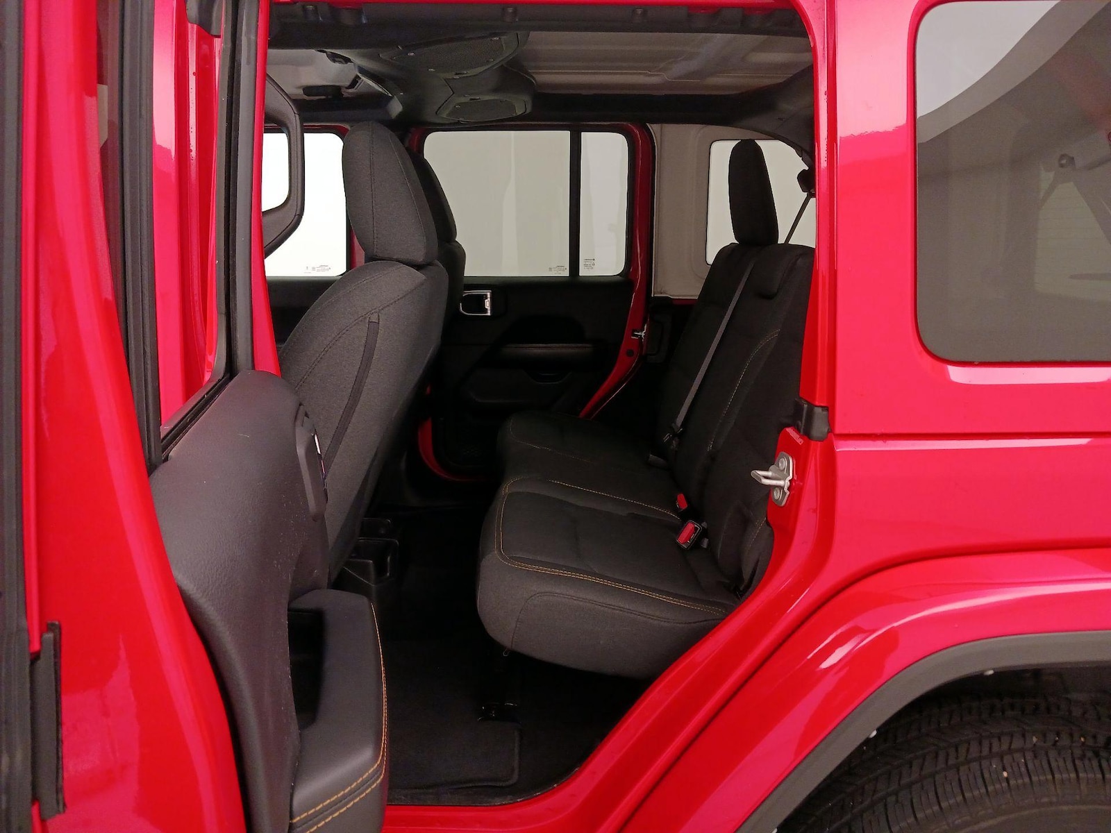 2025 Jeep Wrangler 4-Door Sahara - Photo 20