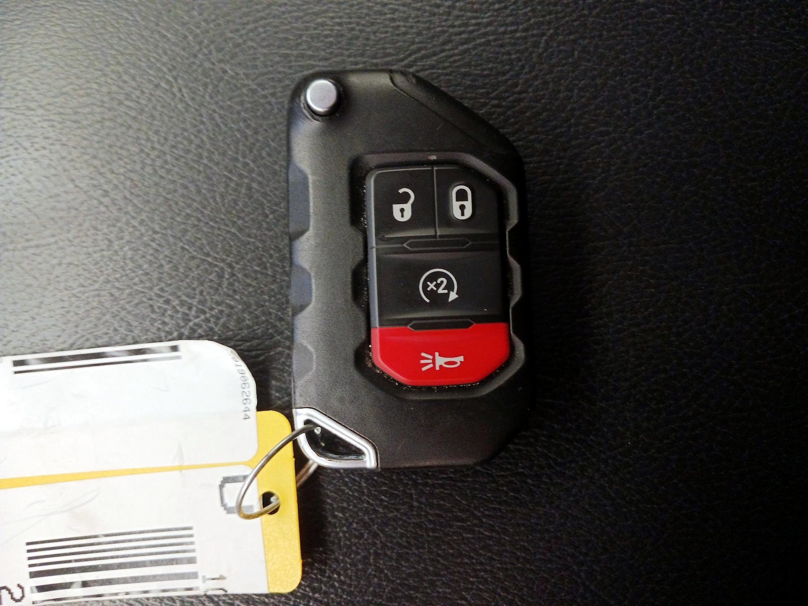 2025 Jeep Wrangler 4-Door Sahara - Photo 24