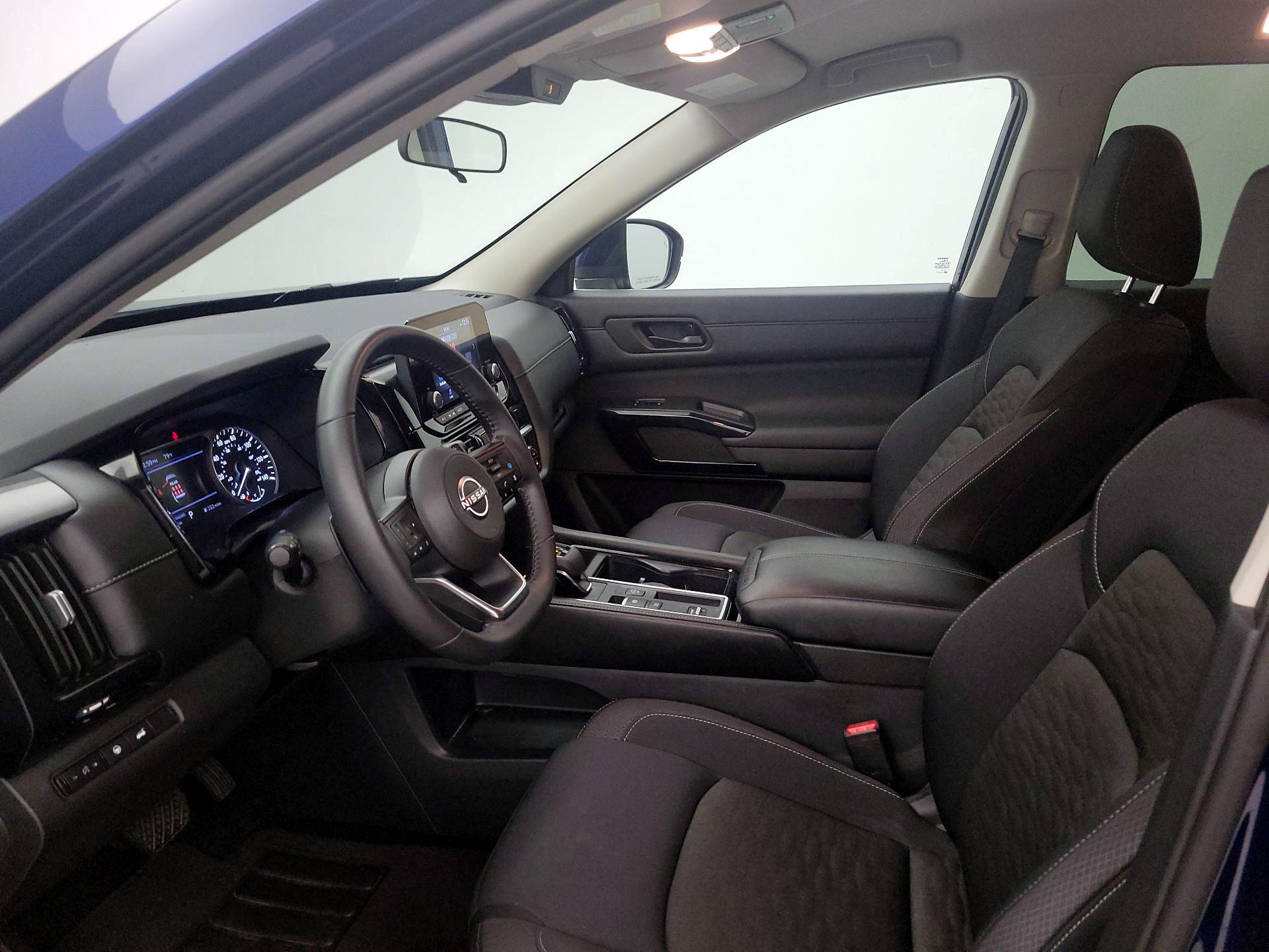 Thumbnail: 2025 Nissan Pathfinder - 9