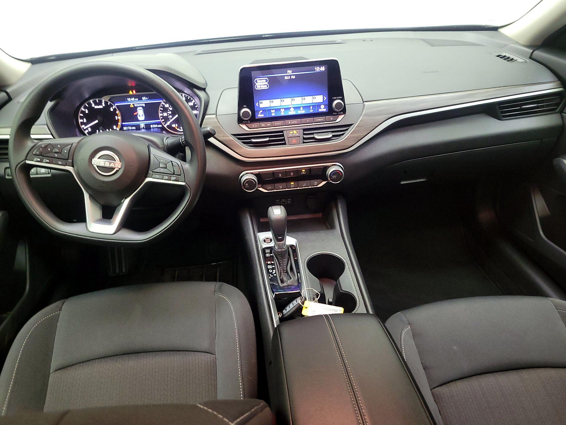 Thumbnail: 2025 Nissan Altima - 9