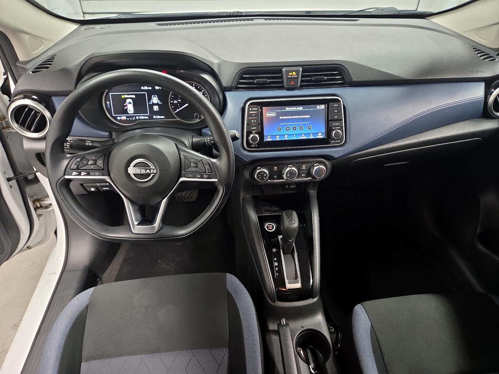 2025 Nissan Versa Sedan SV - Photo 10
