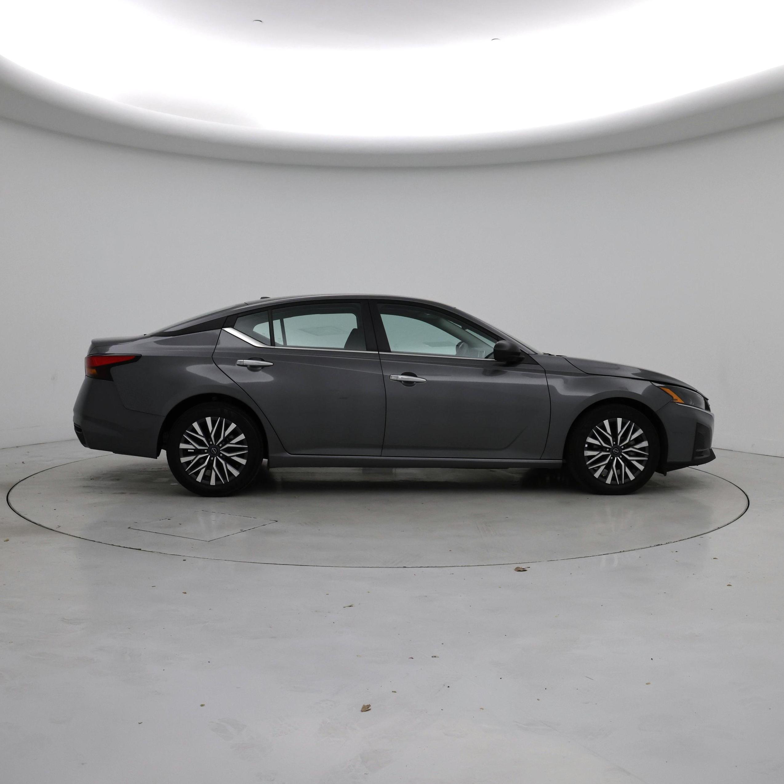 Thumbnail: 2025 Nissan Altima - 7