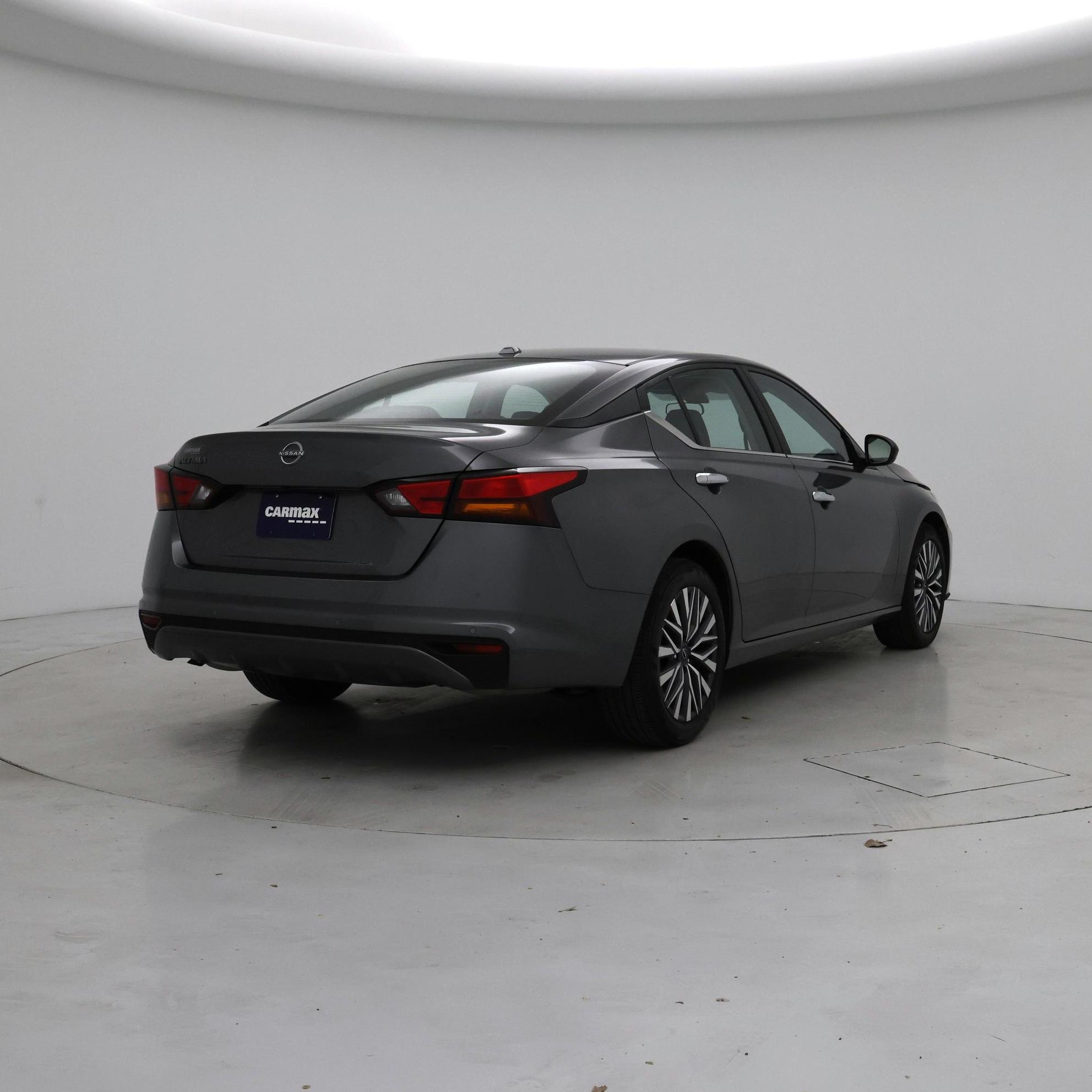 Thumbnail: 2025 Nissan Altima - 8