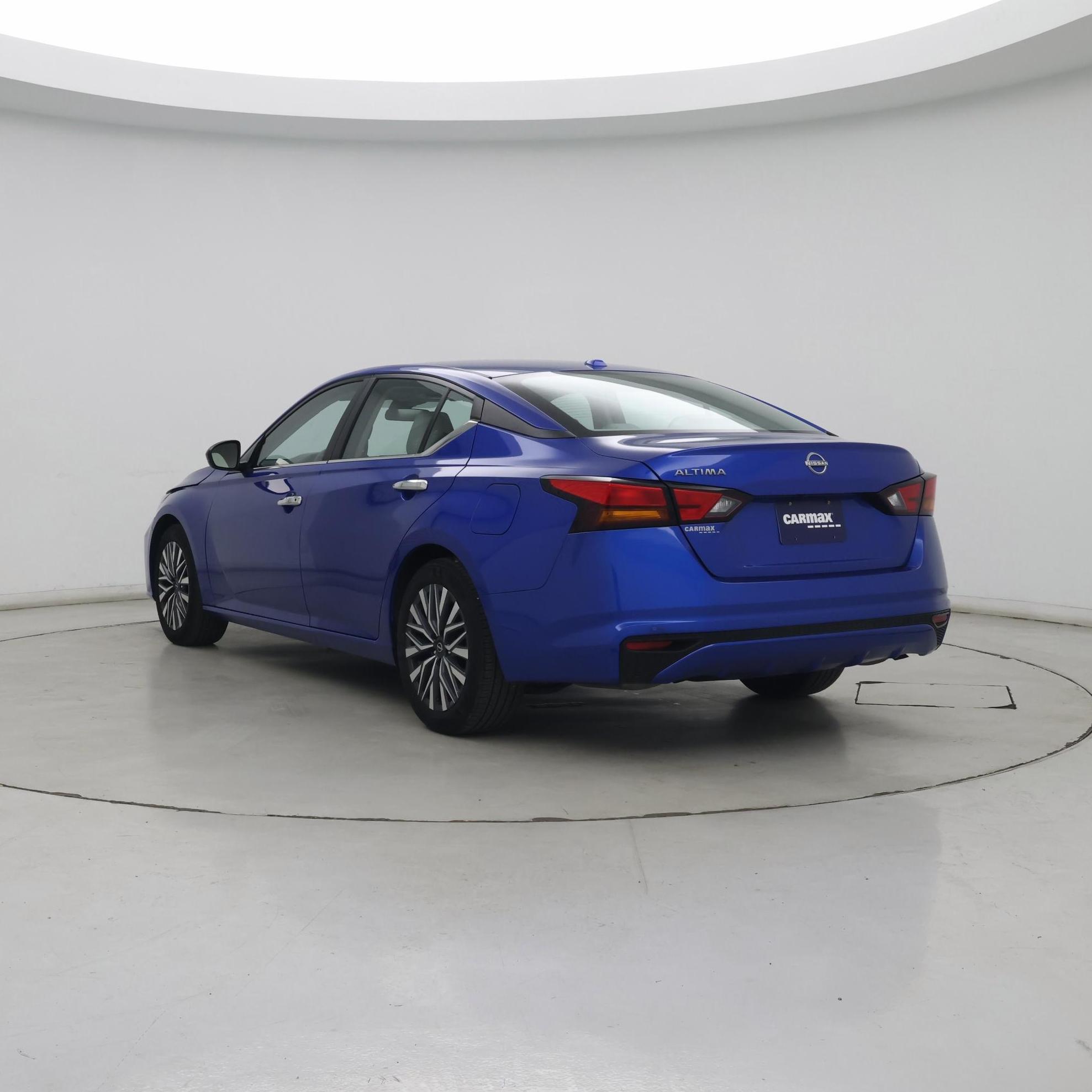 Thumbnail: 2025 Nissan Altima - 2