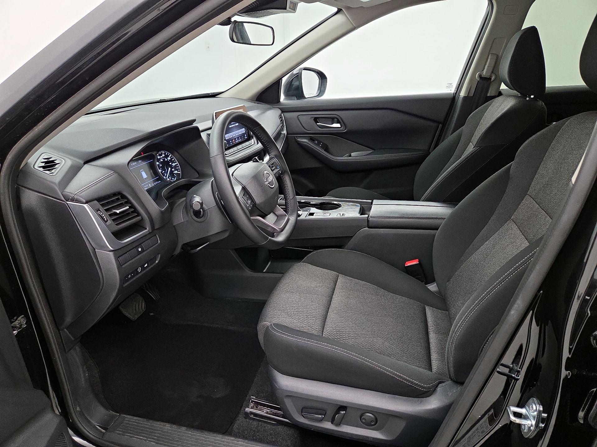 Thumbnail: 2025 Nissan Rogue - 11