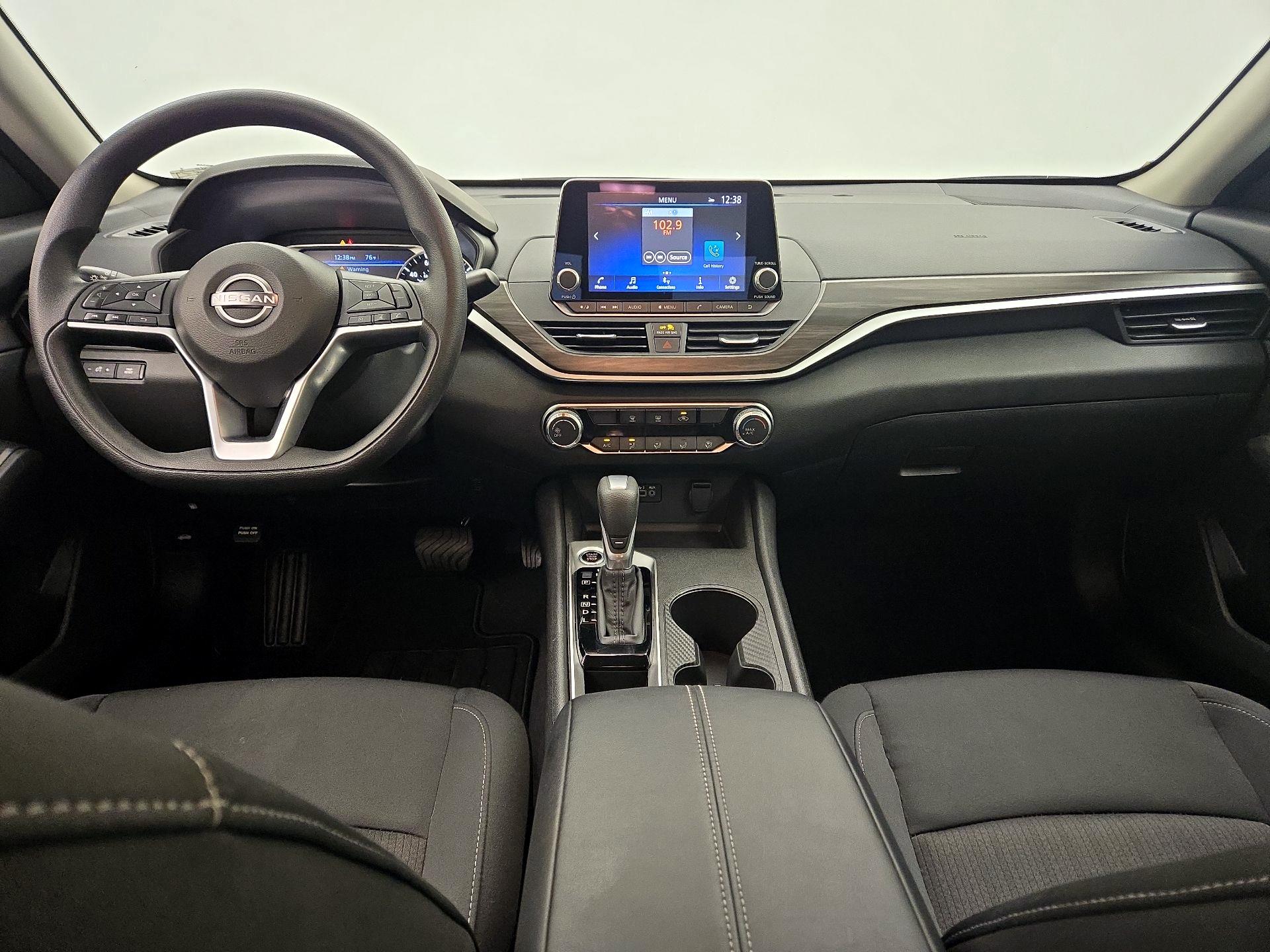 Thumbnail: 2025 Nissan Altima - 9