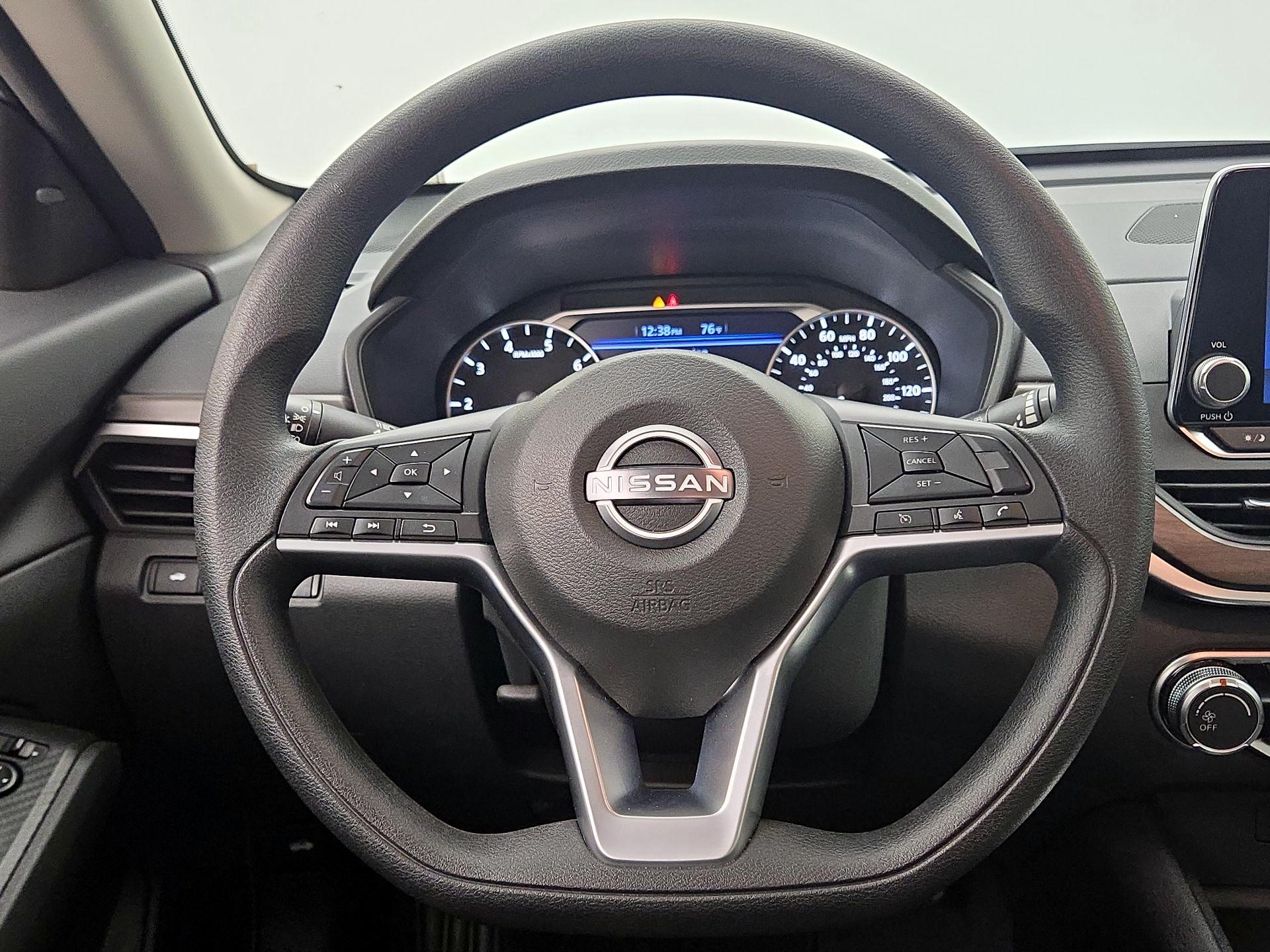 Thumbnail: 2025 Nissan Altima - 10